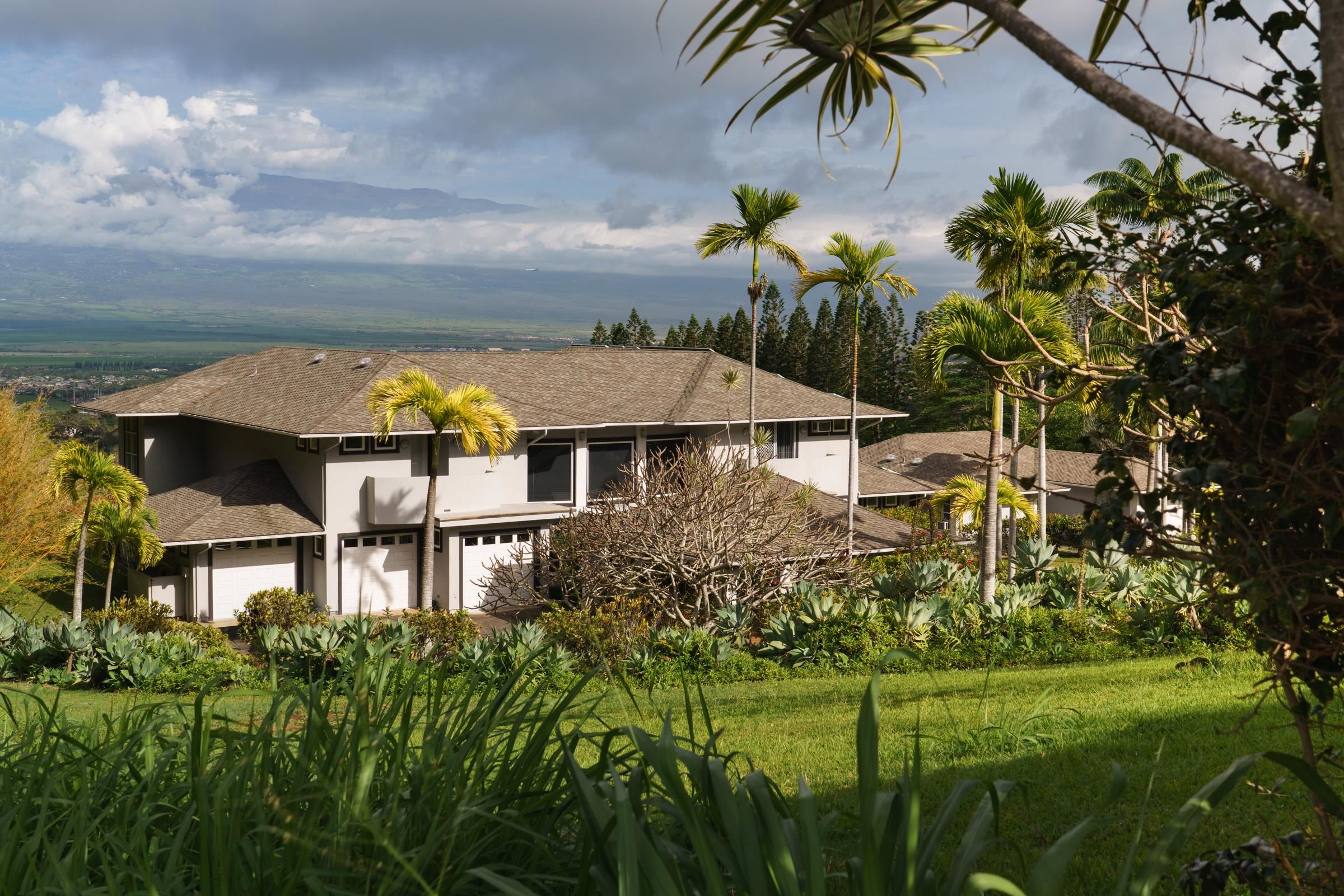 2673 Kamaile St Property Photo 4