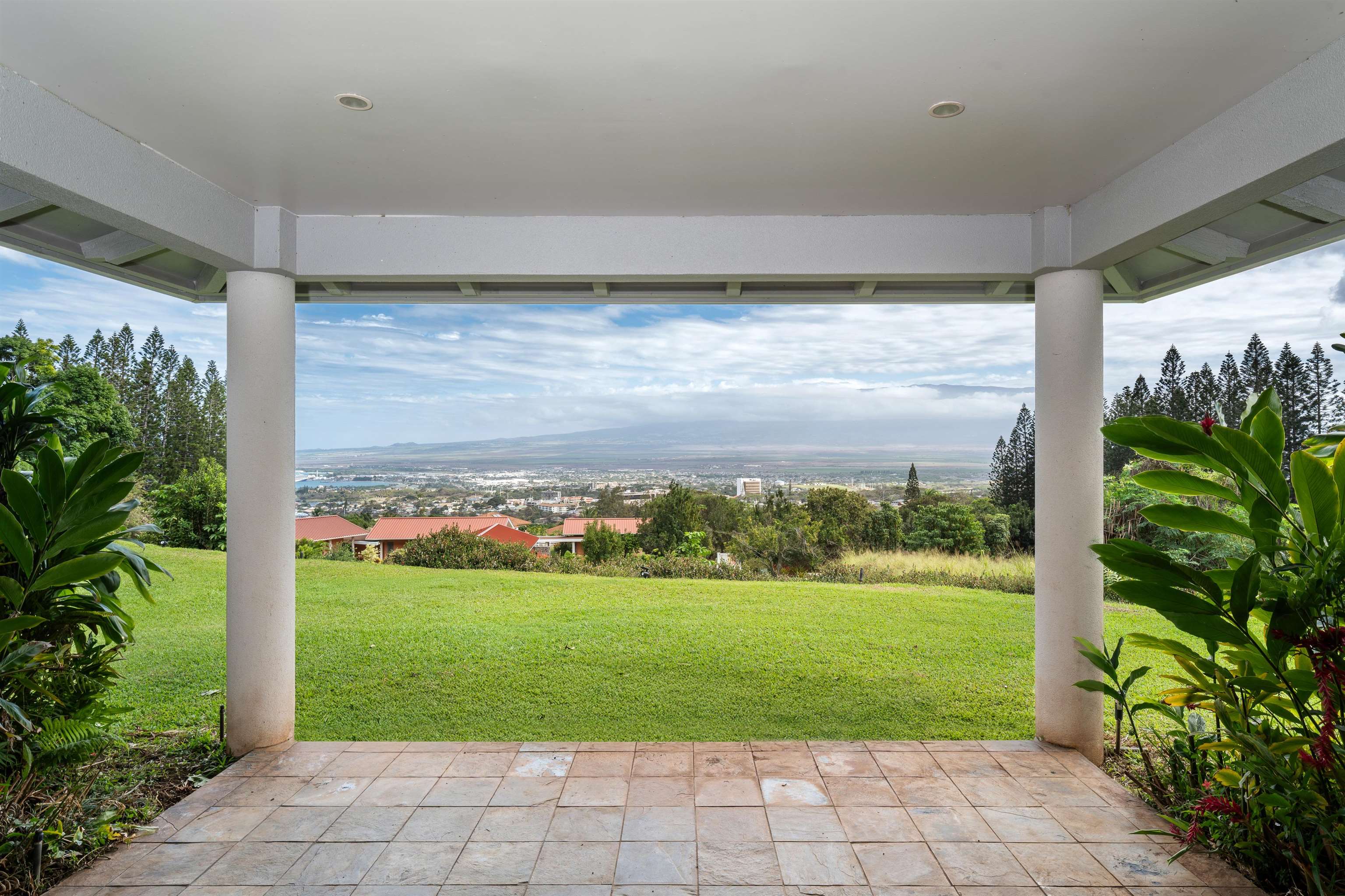 2673 Kamaile St Property Photo 45