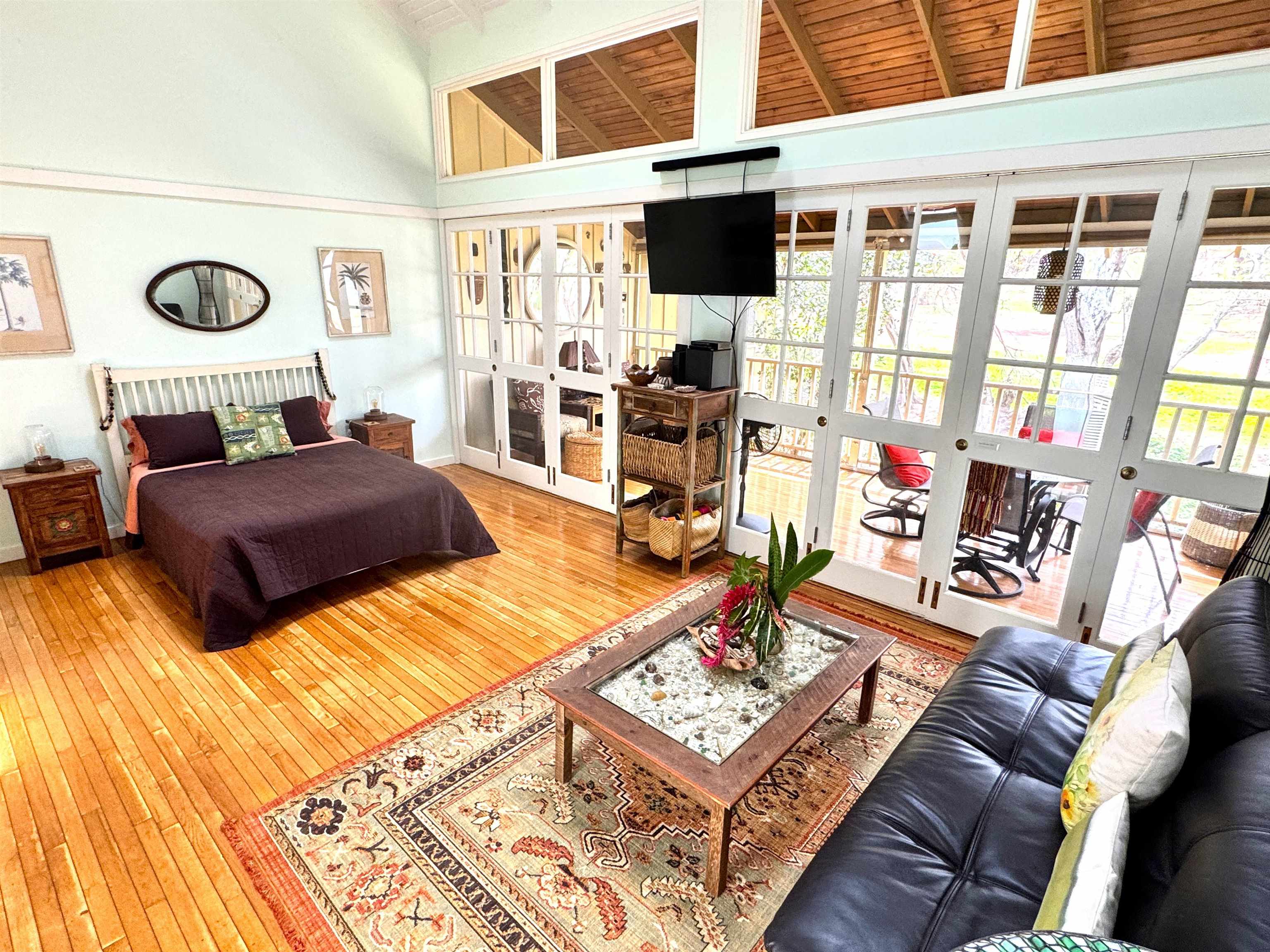 100 Lio Pl Property Photo 2
