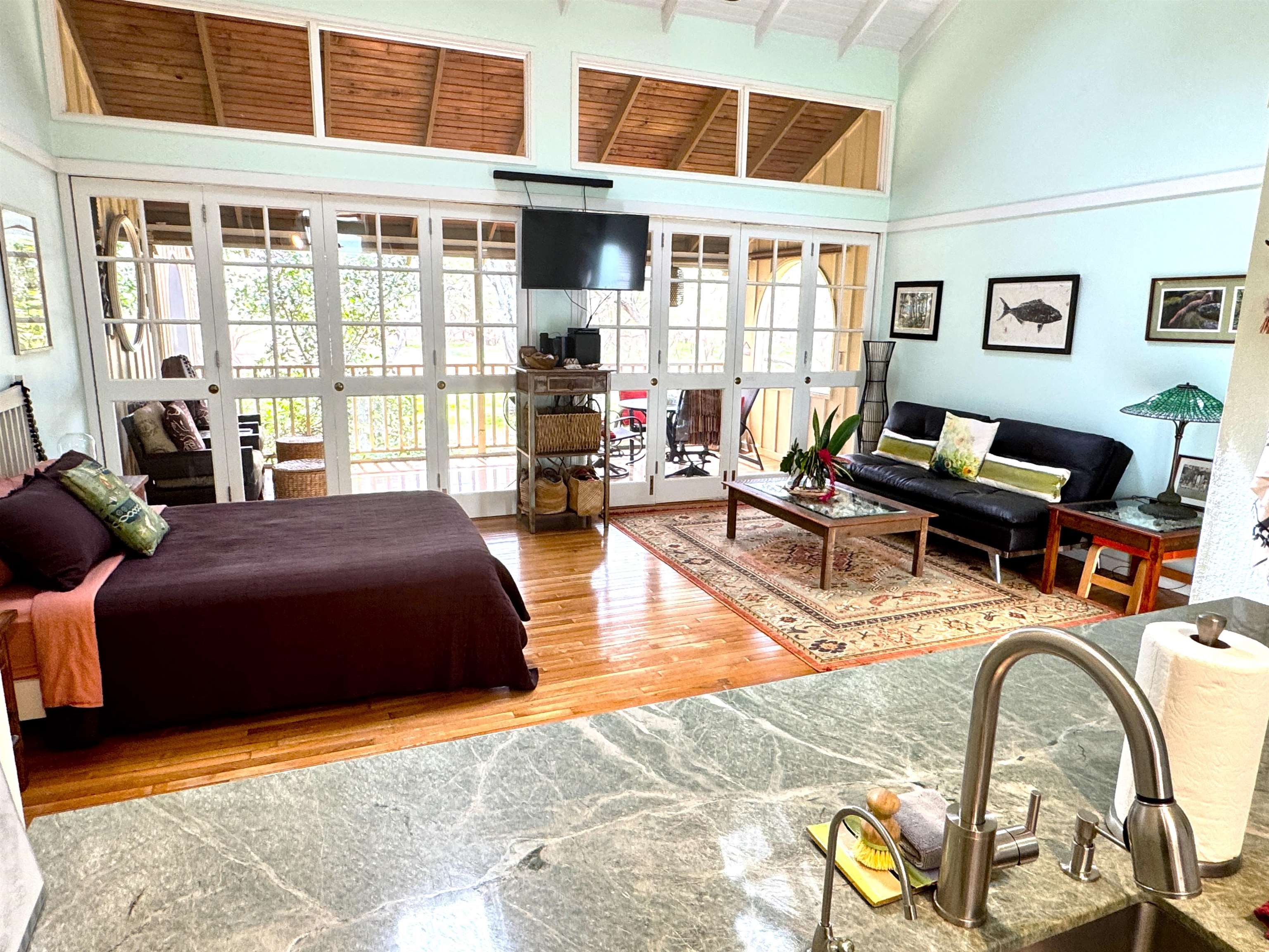 100 Lio Pl Property Photo 5