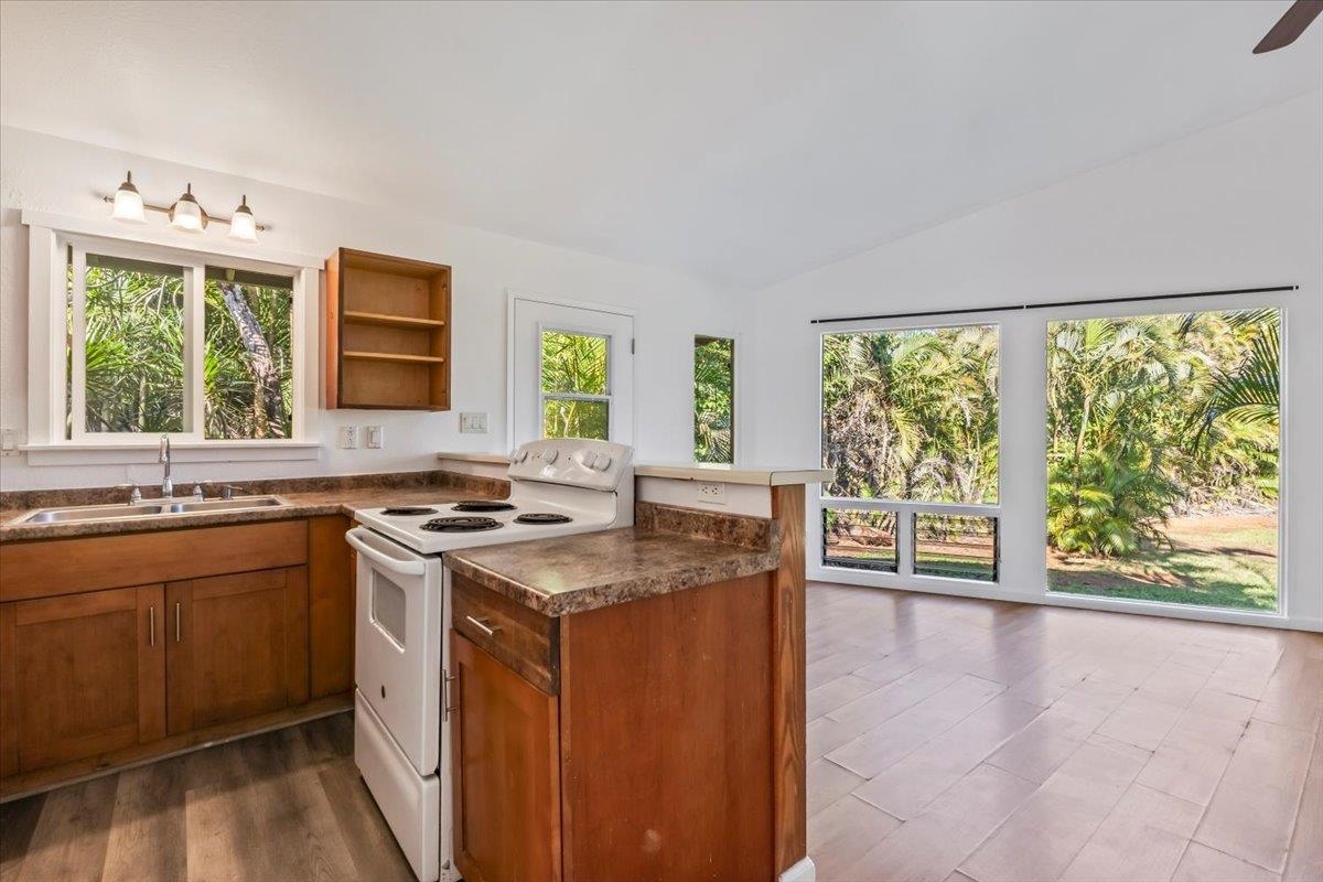 82 Mamao Pl Property Photo 5