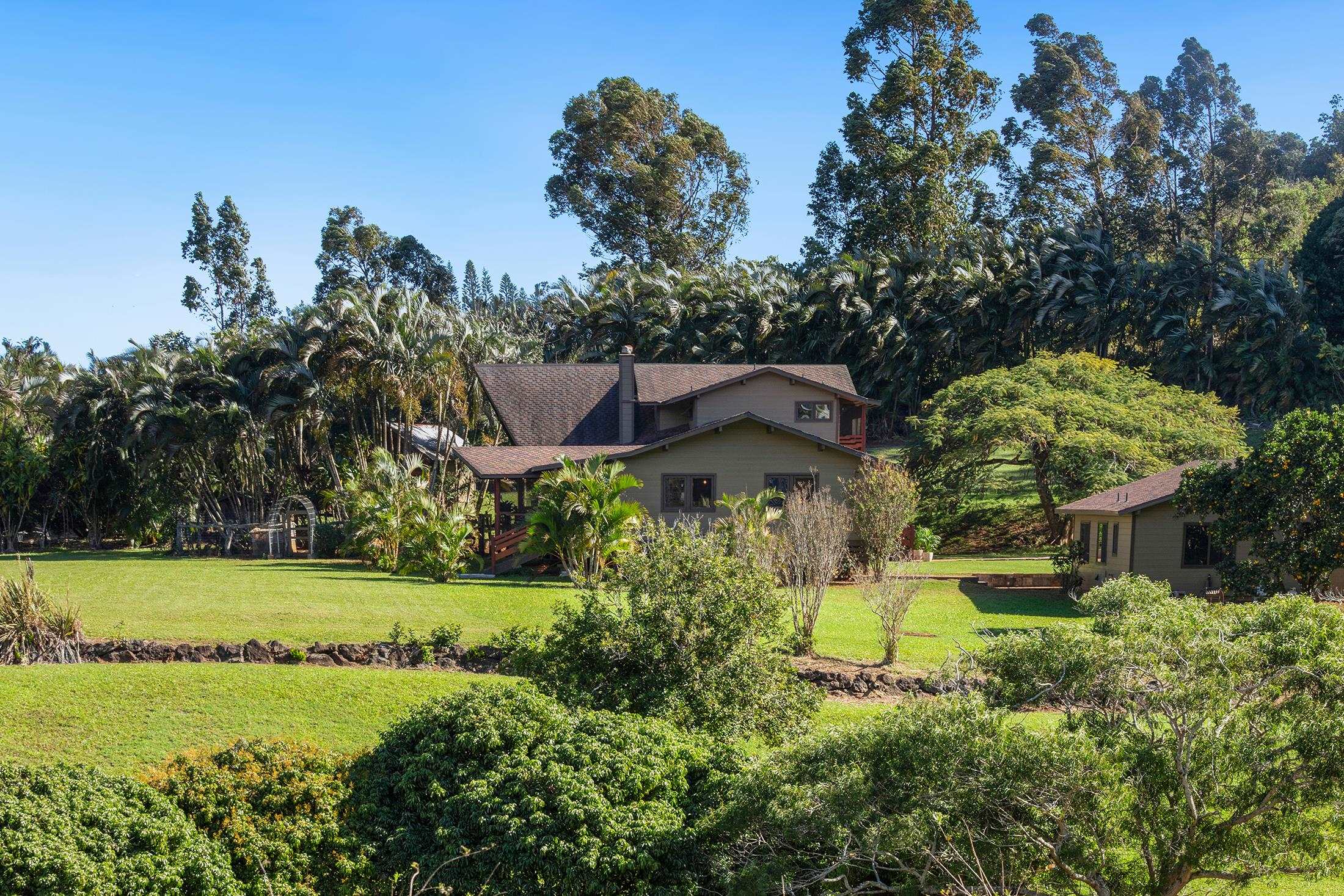 30 Mamao Pl Property Photo 2