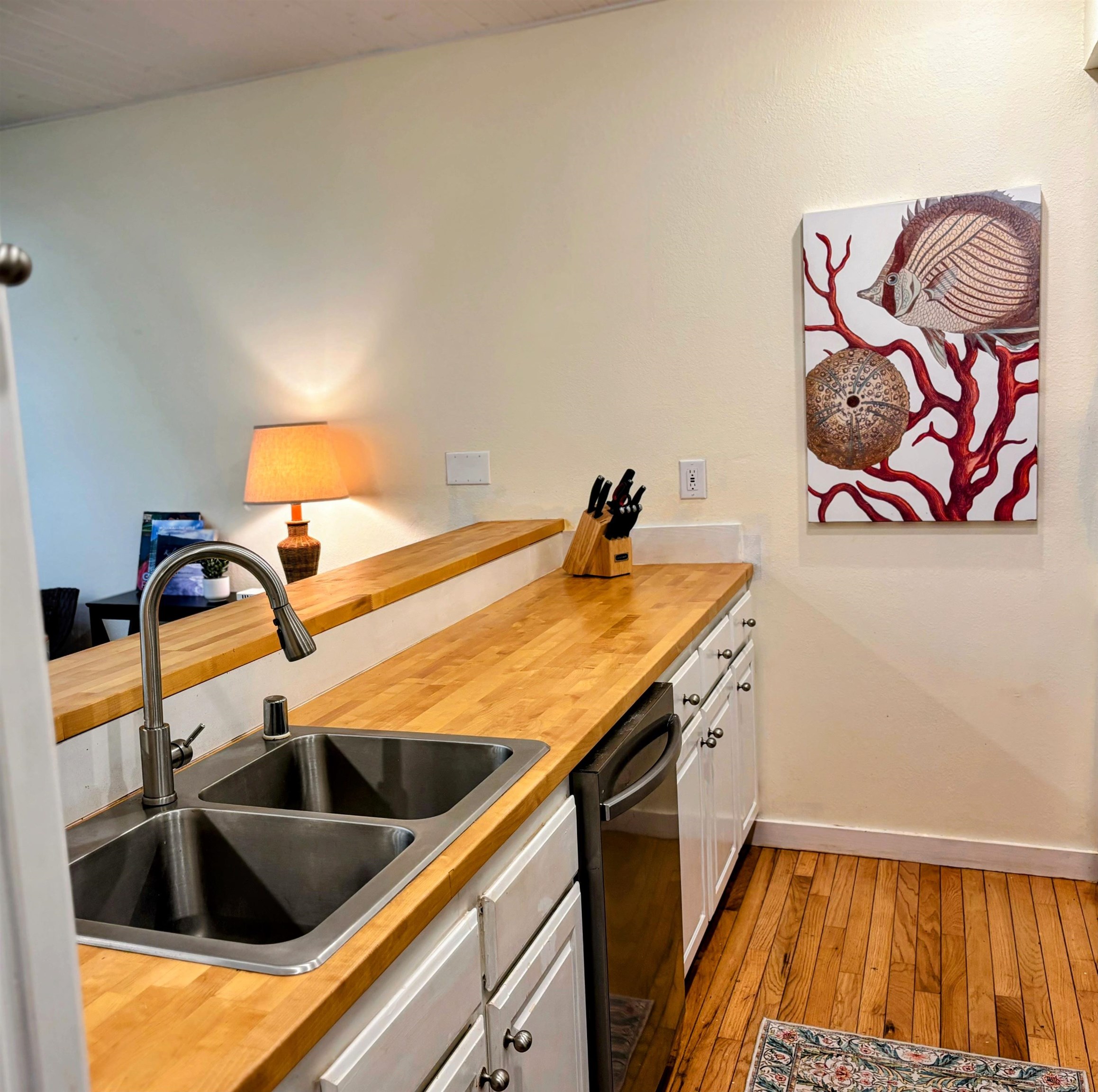 100 Lio Pl Property Photo 6