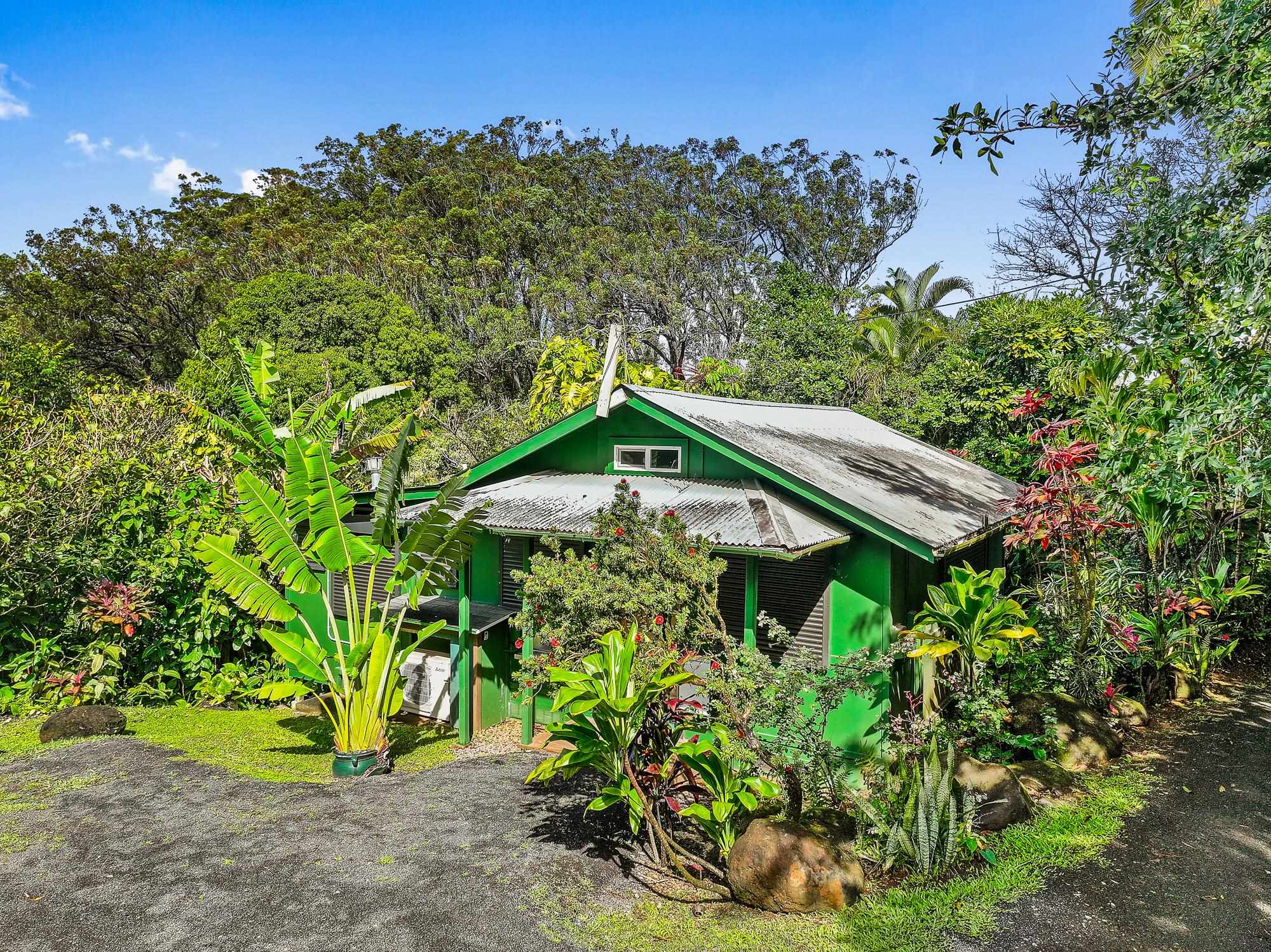 1055 Kaupakalua Rd Property Photo 19
