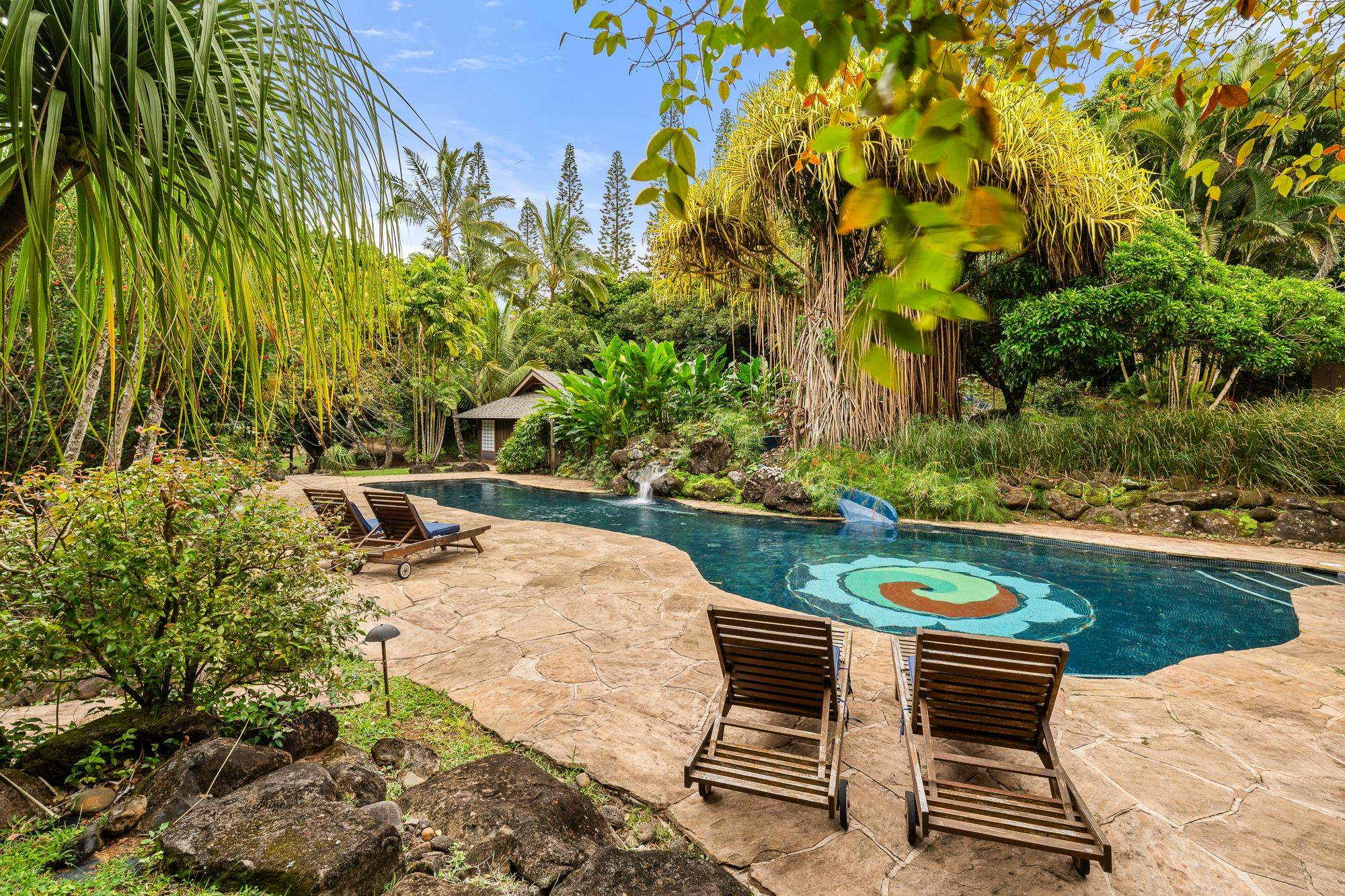 1055 Kaupakalua Rd Property Photo 39