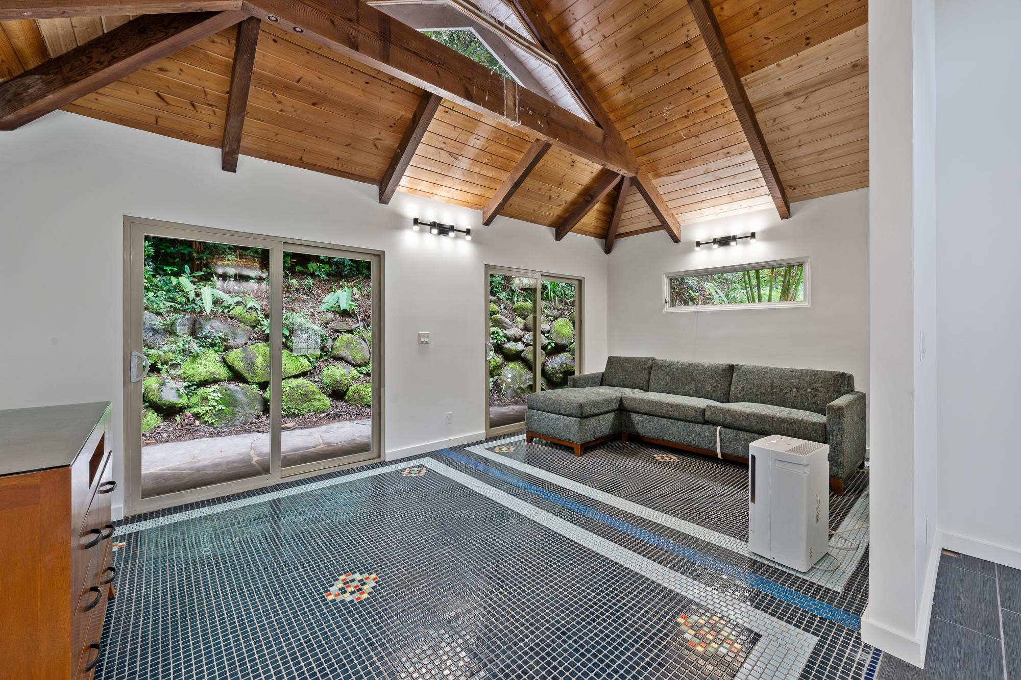 1055 Kaupakalua Rd Property Photo 40