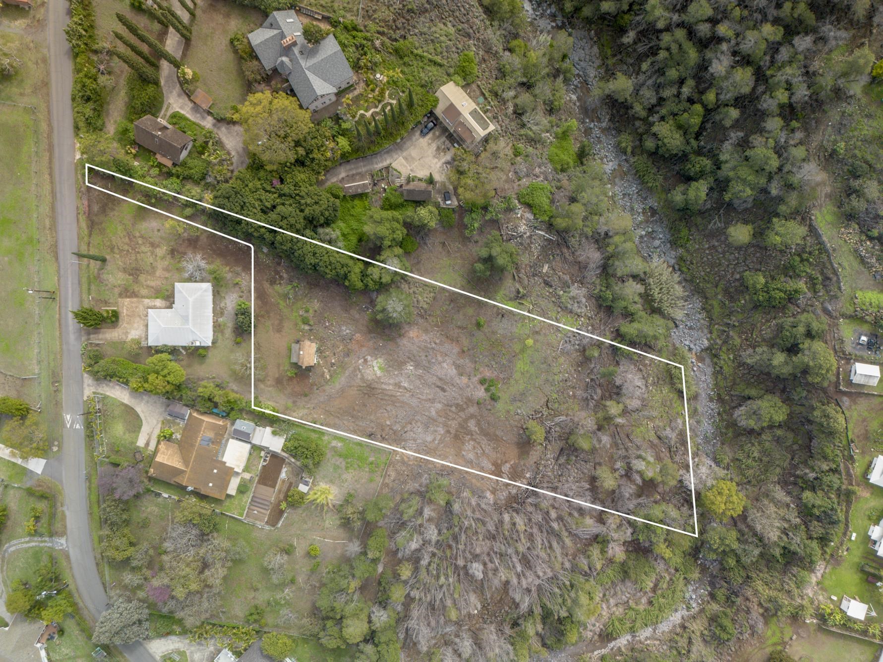 230 Pulehuiki Rd Property Photo 2