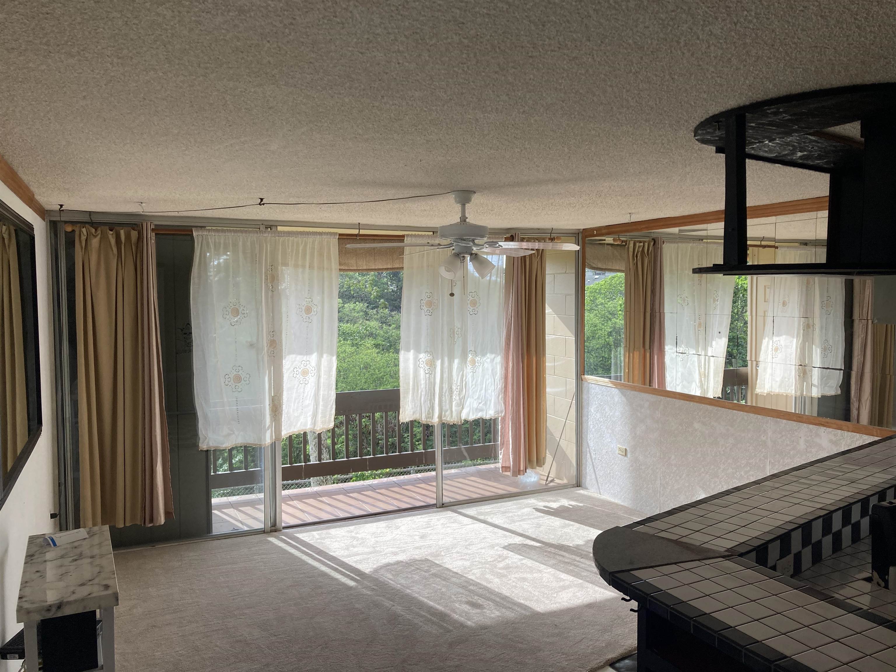 120 Hui Rd F Property Photo 3