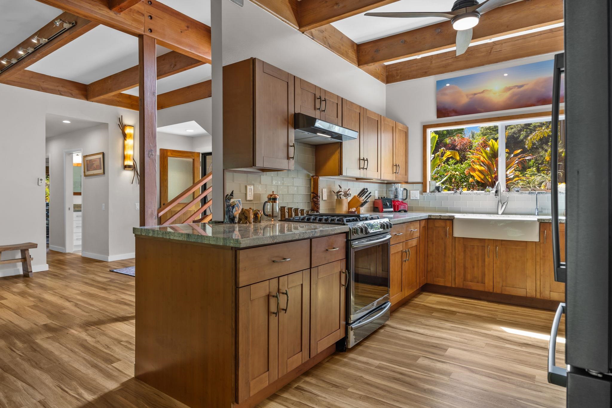 408841 Property Photo 5