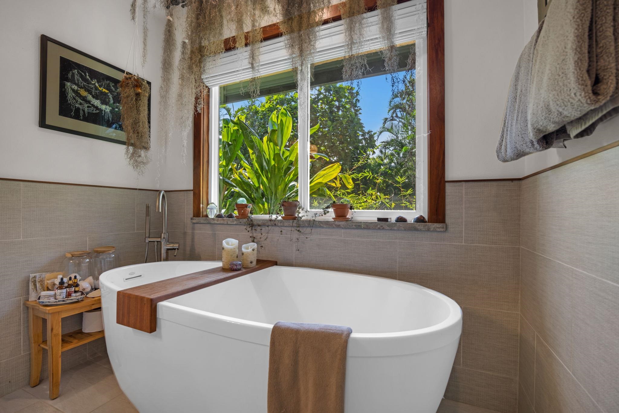408841 Property Photo 12