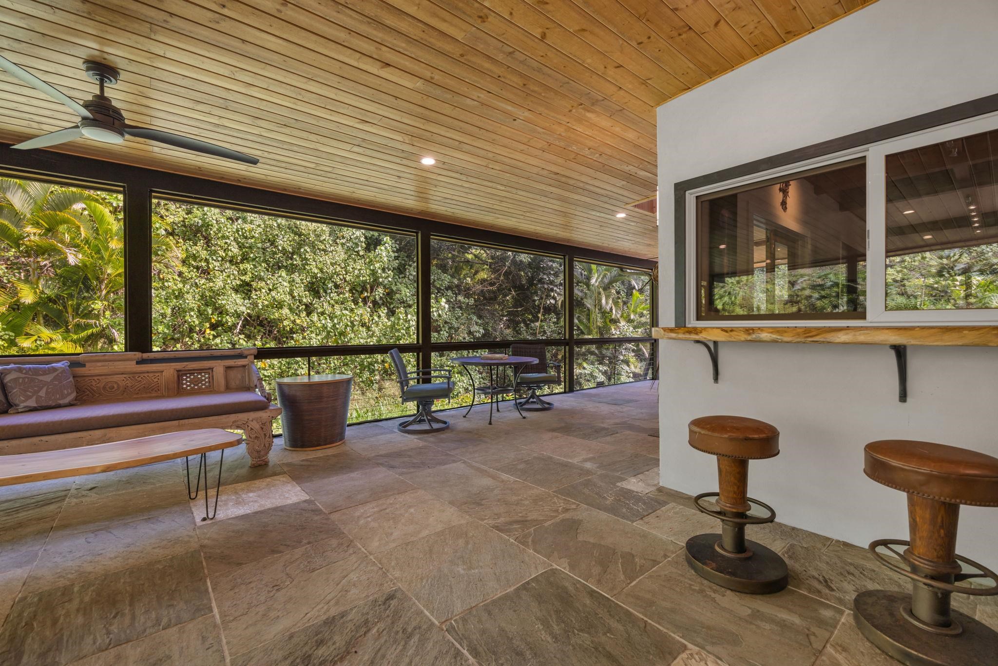 408841 Property Photo 25