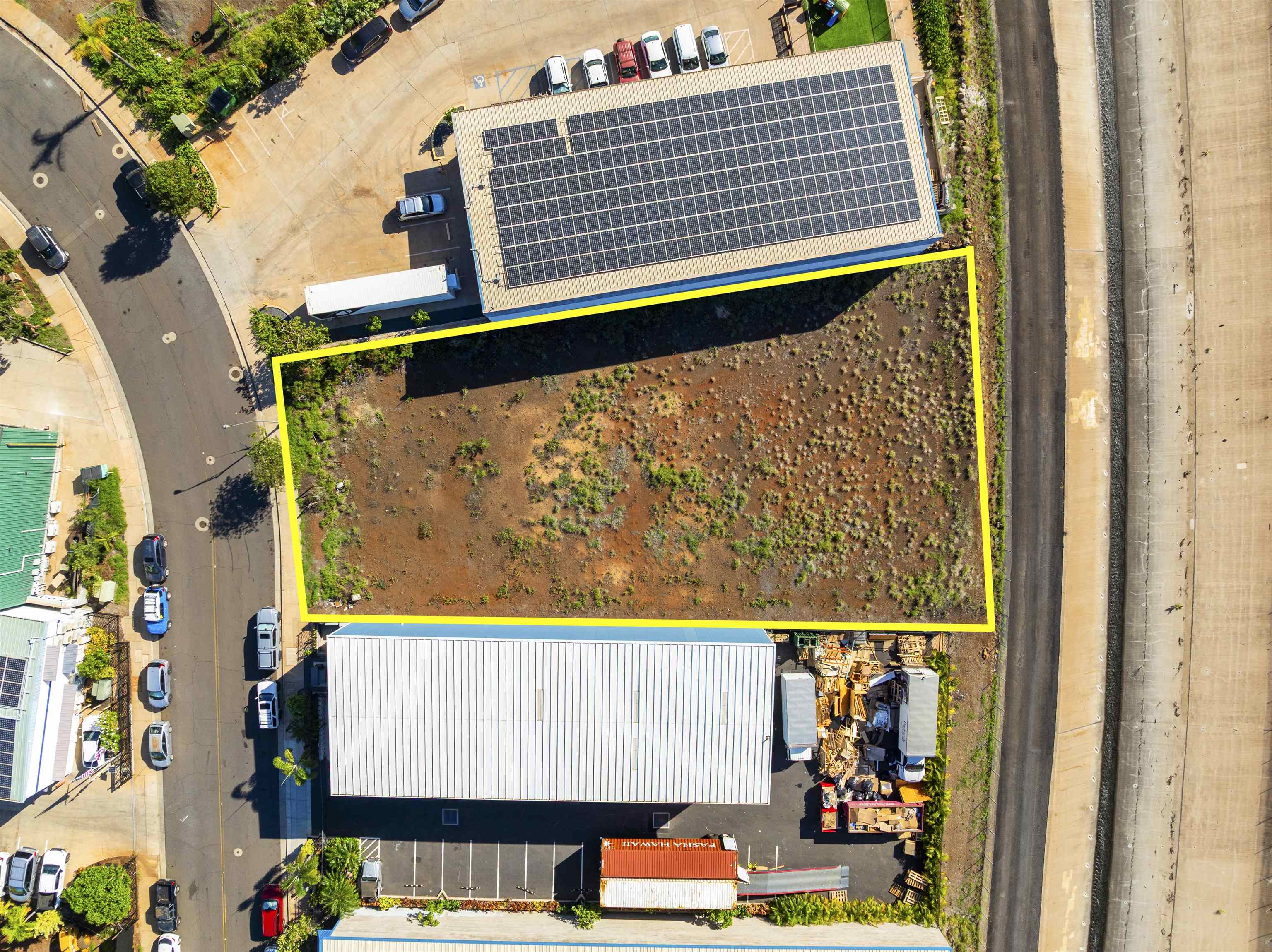 214 Kupuohi St Property Photo 4