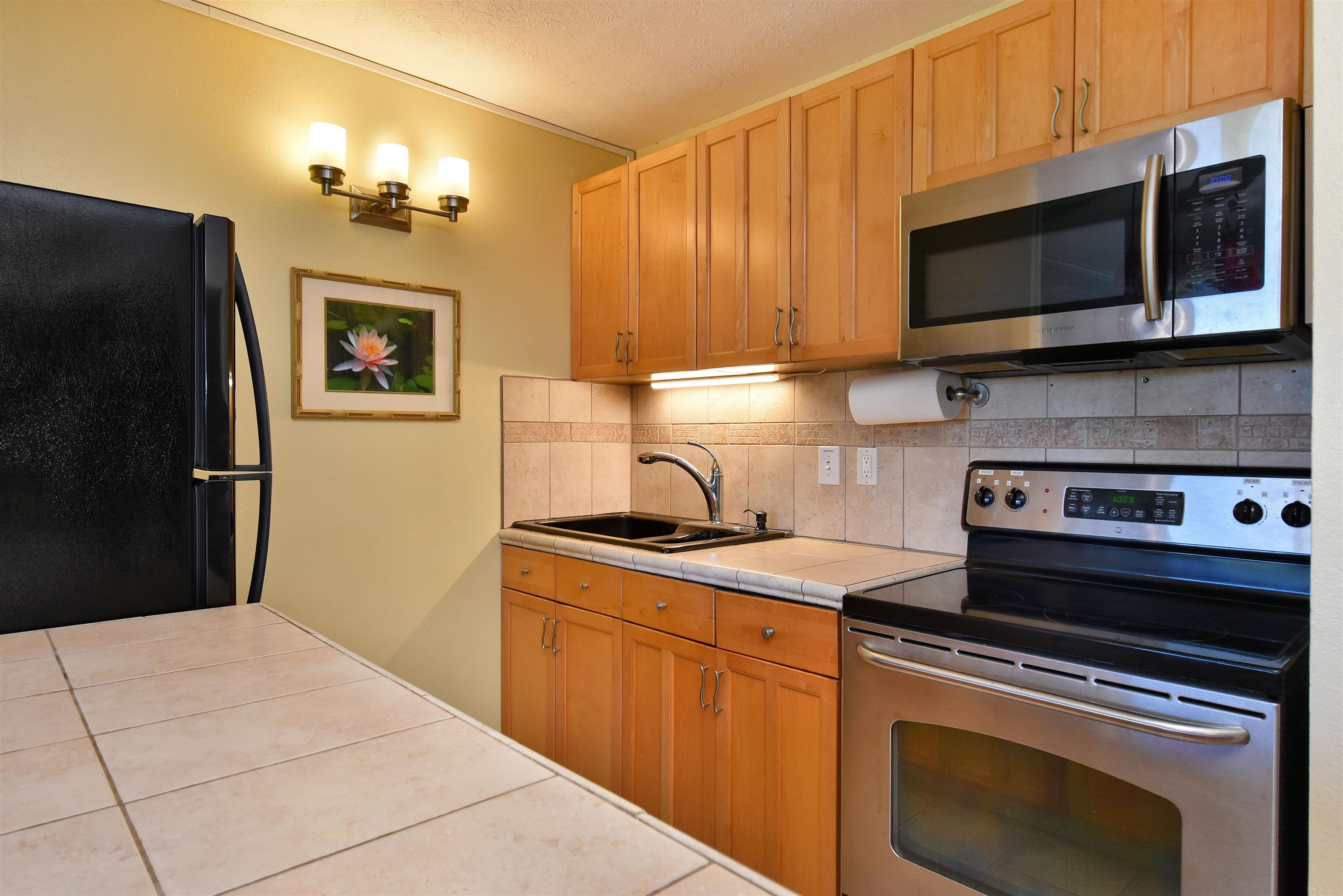 120 Hui Rd F Property Photo 3