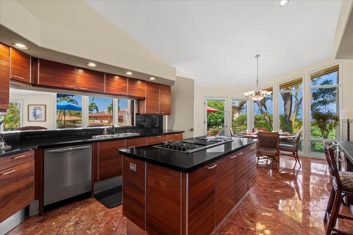 9 Puu Hale St Property Photo 3