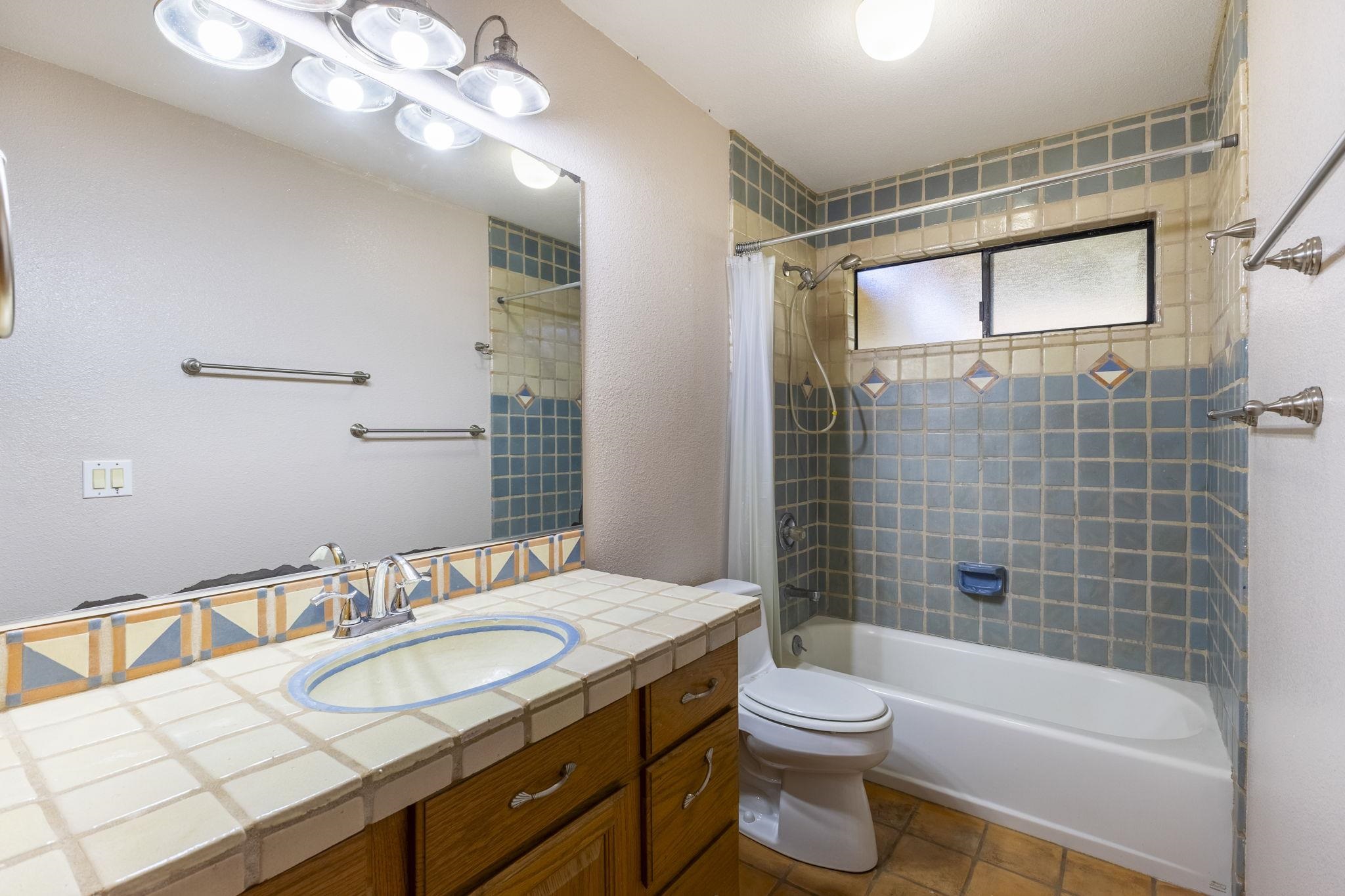 2597 Moolio Pl Property Photo 40