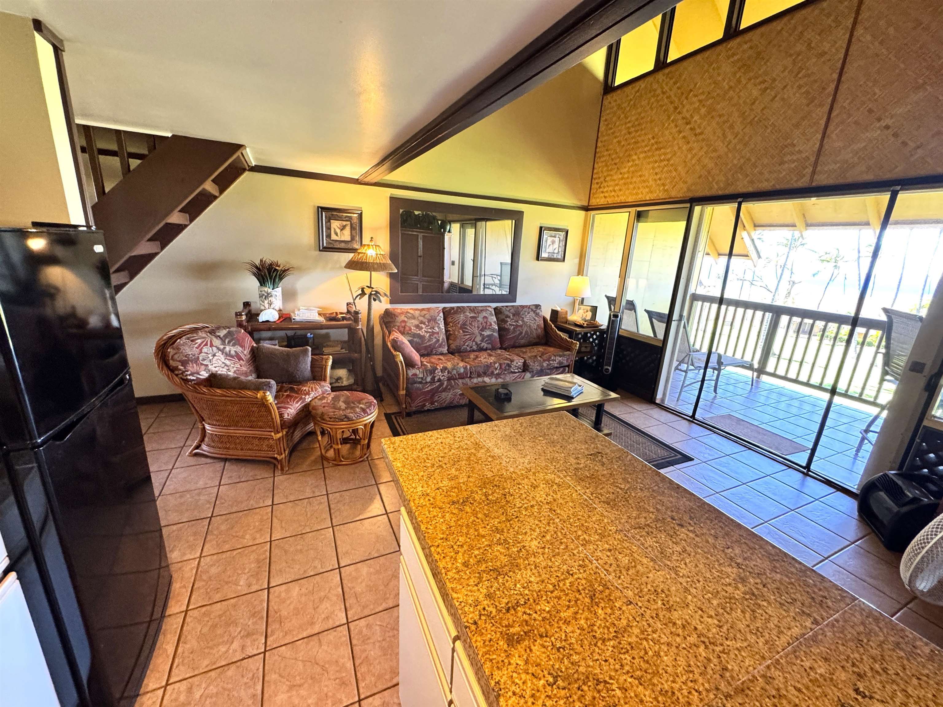 255 Kepuhi Pl Property Photo 6