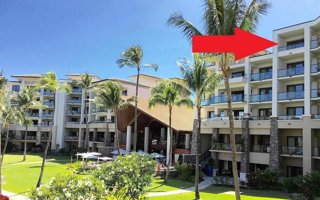 1 Bay Dr Property Photo 2