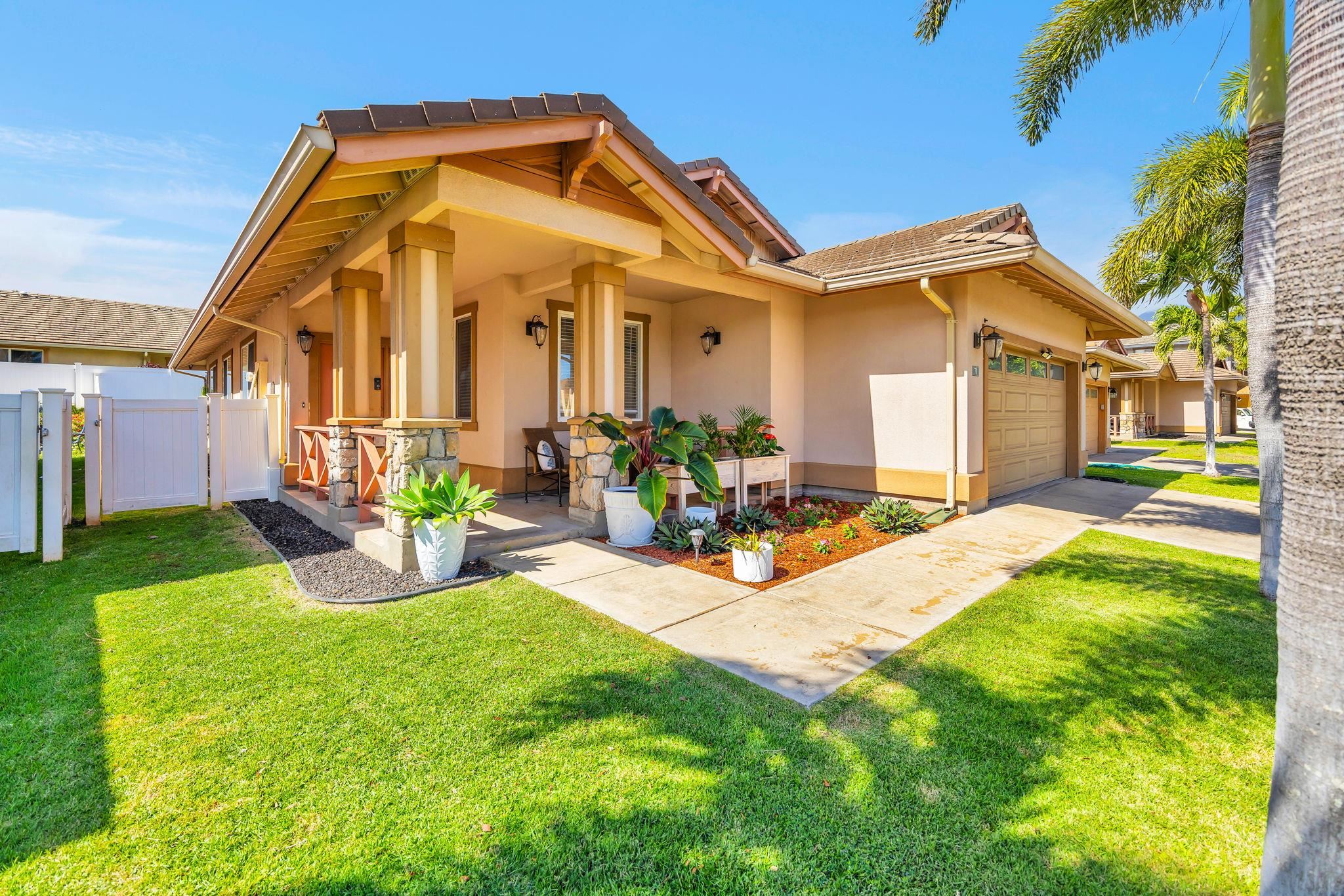 70 Hoku Puhipaka St Property Photo 2