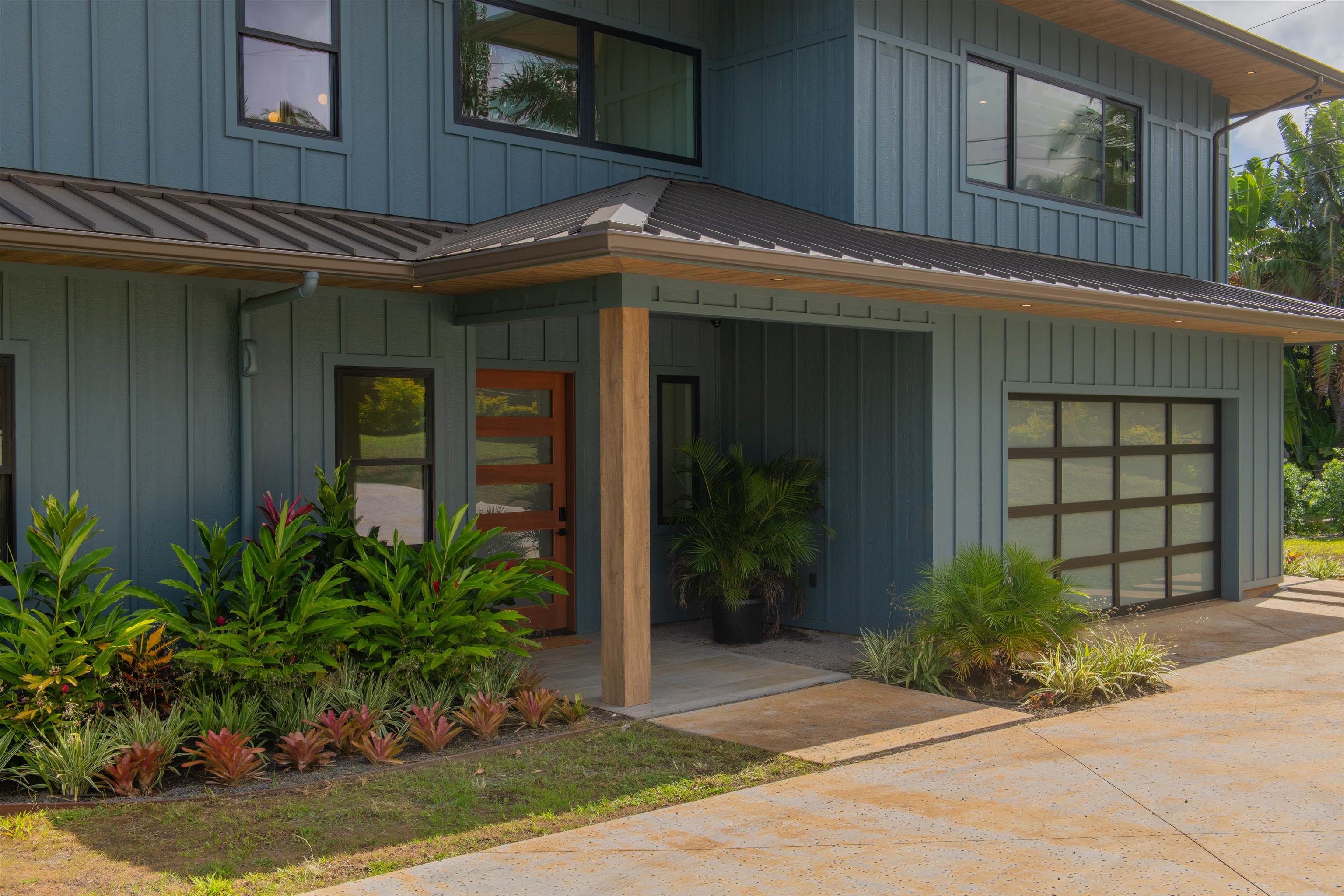 111 Mehana Rd Property Photo 4