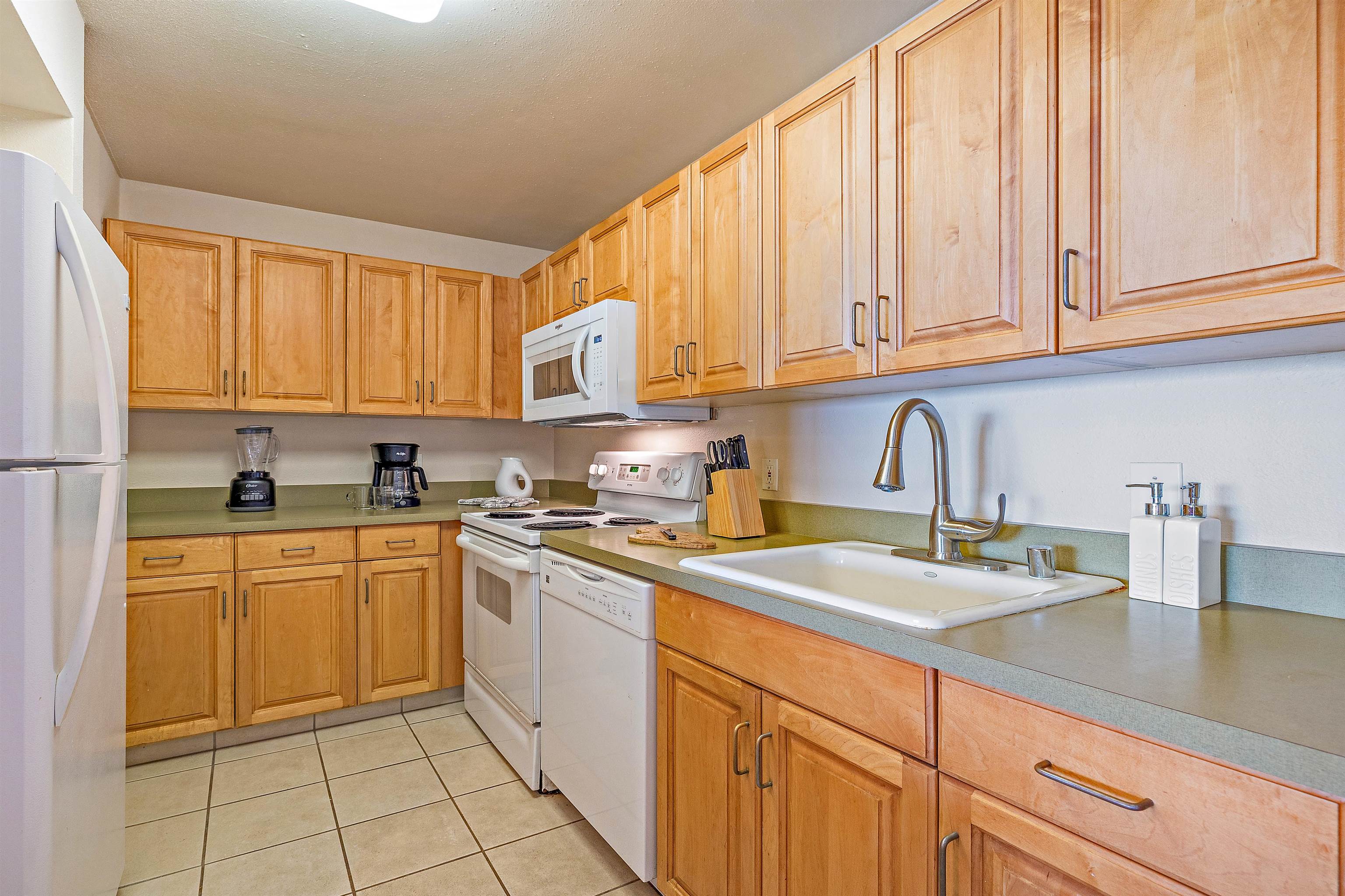 4327 Lower Honoapiilani Rd Property Photo 19