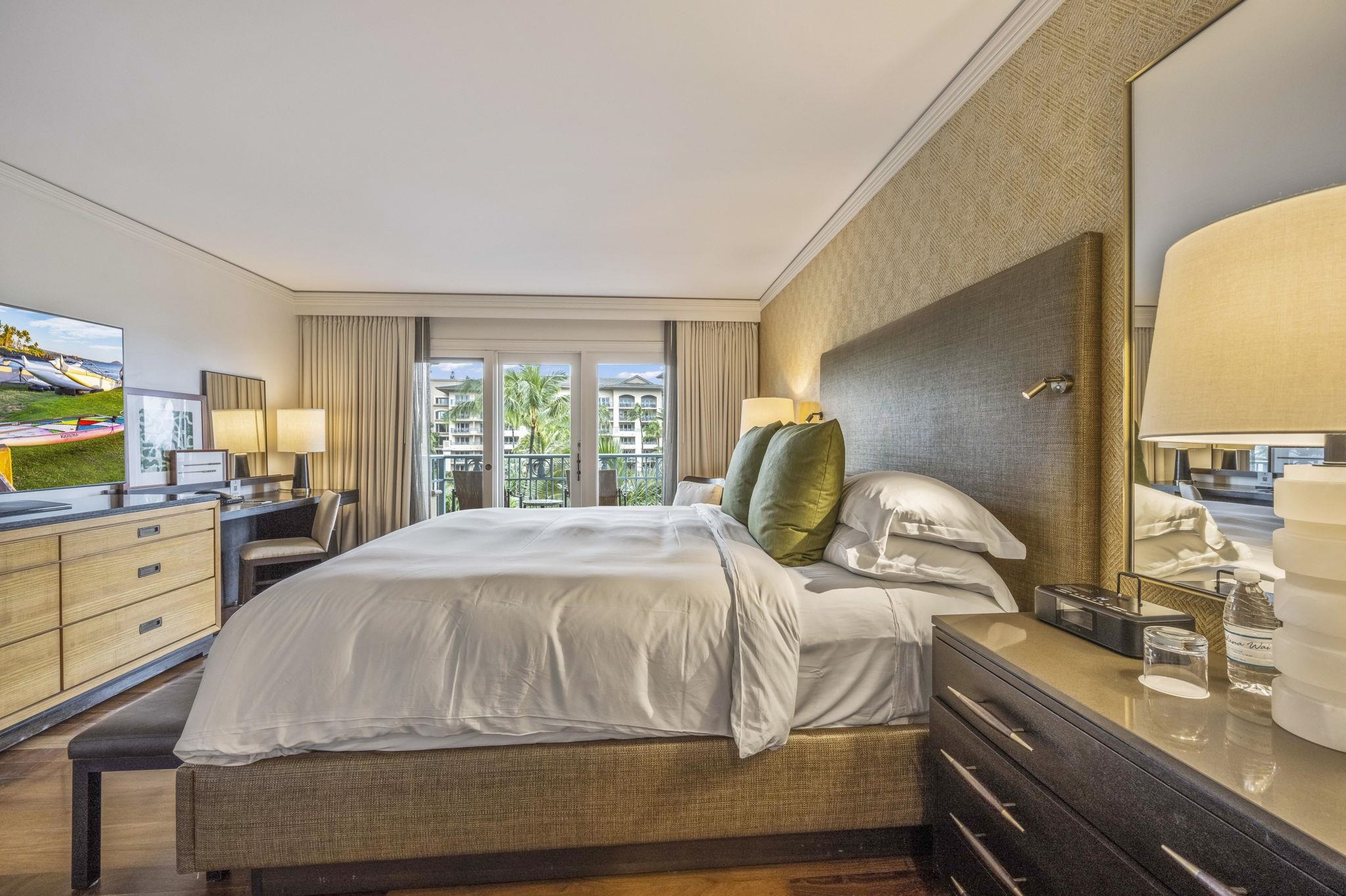 1 Ritz Carlton Dr Property Photo 11