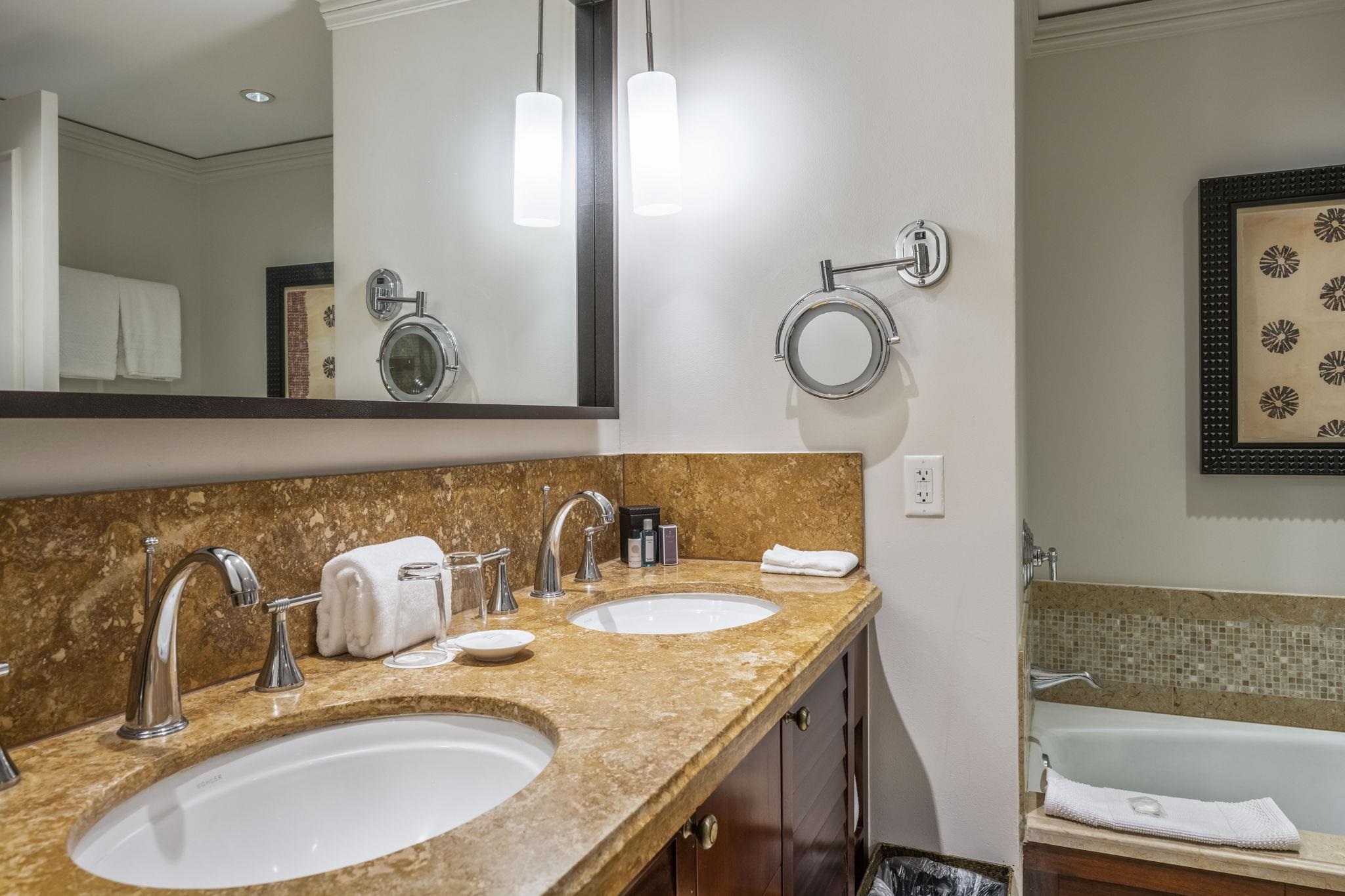 1 Ritz Carlton Dr Property Photo 19