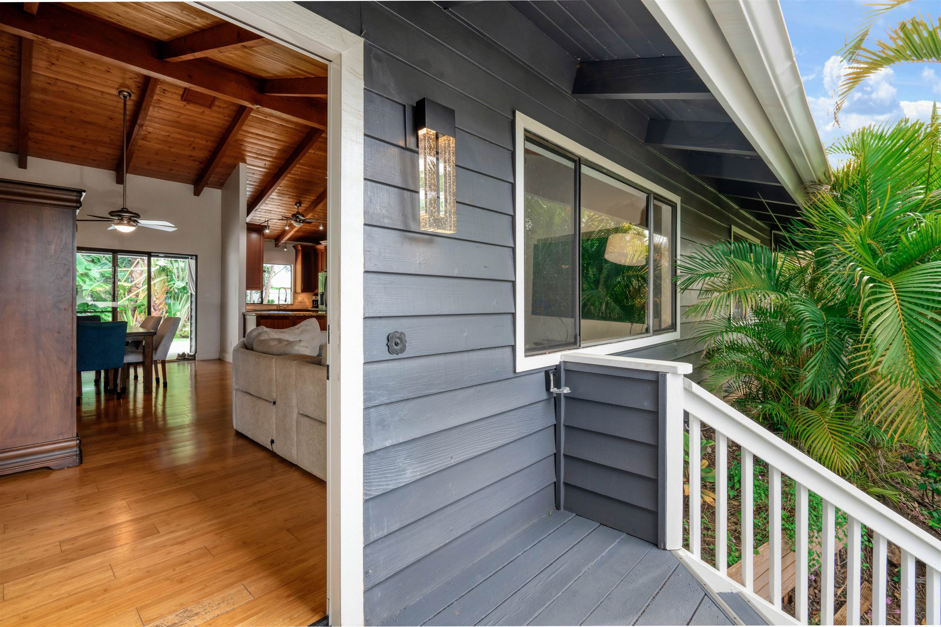 301 Ohina Pl Property Photo 2