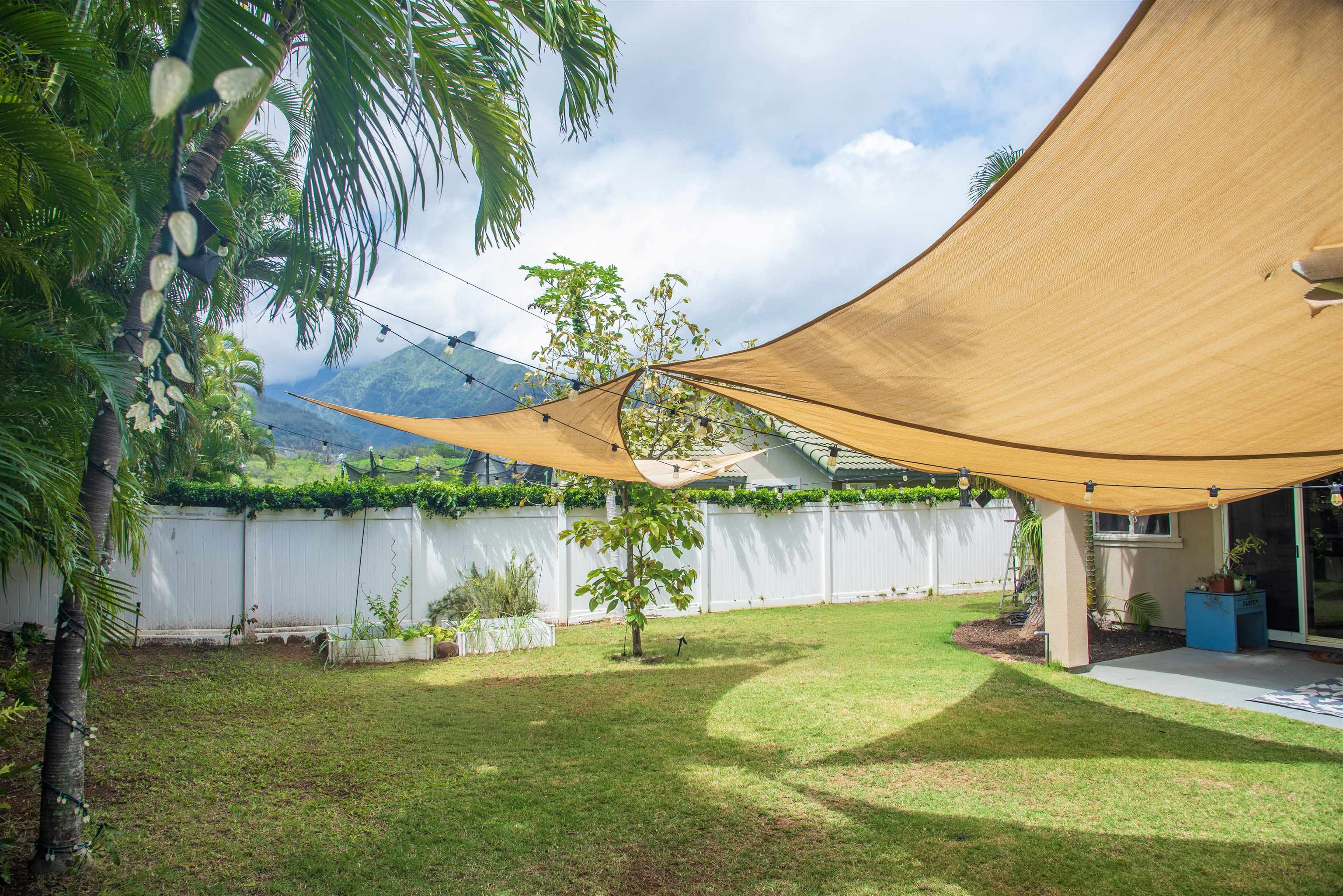 20 Pu'ukai Pl Property Photo 11