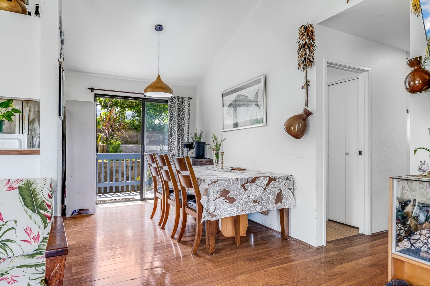 1088 Mamalu Pl Property Photo 13