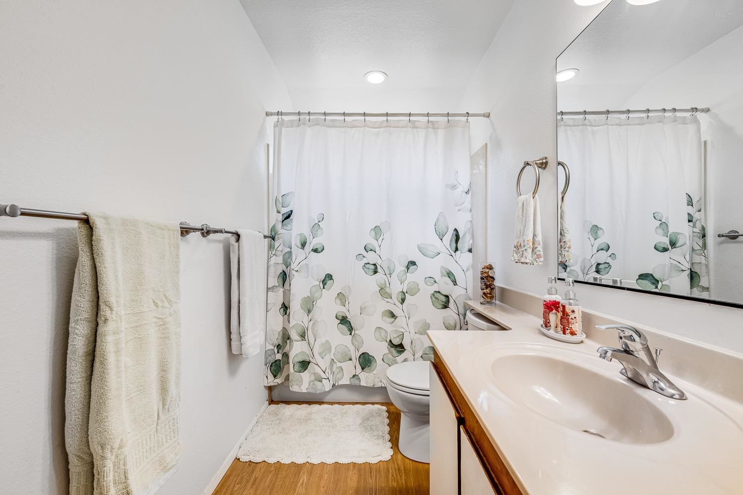 1088 Mamalu Pl Property Photo 18