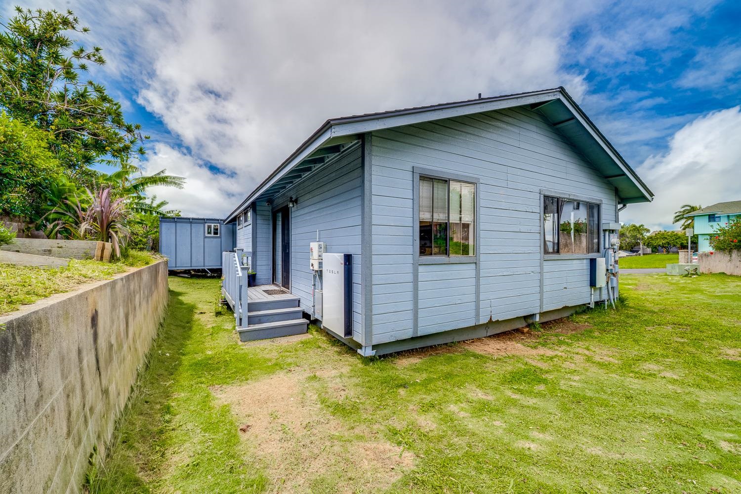 1088 Mamalu Pl Property Photo 35