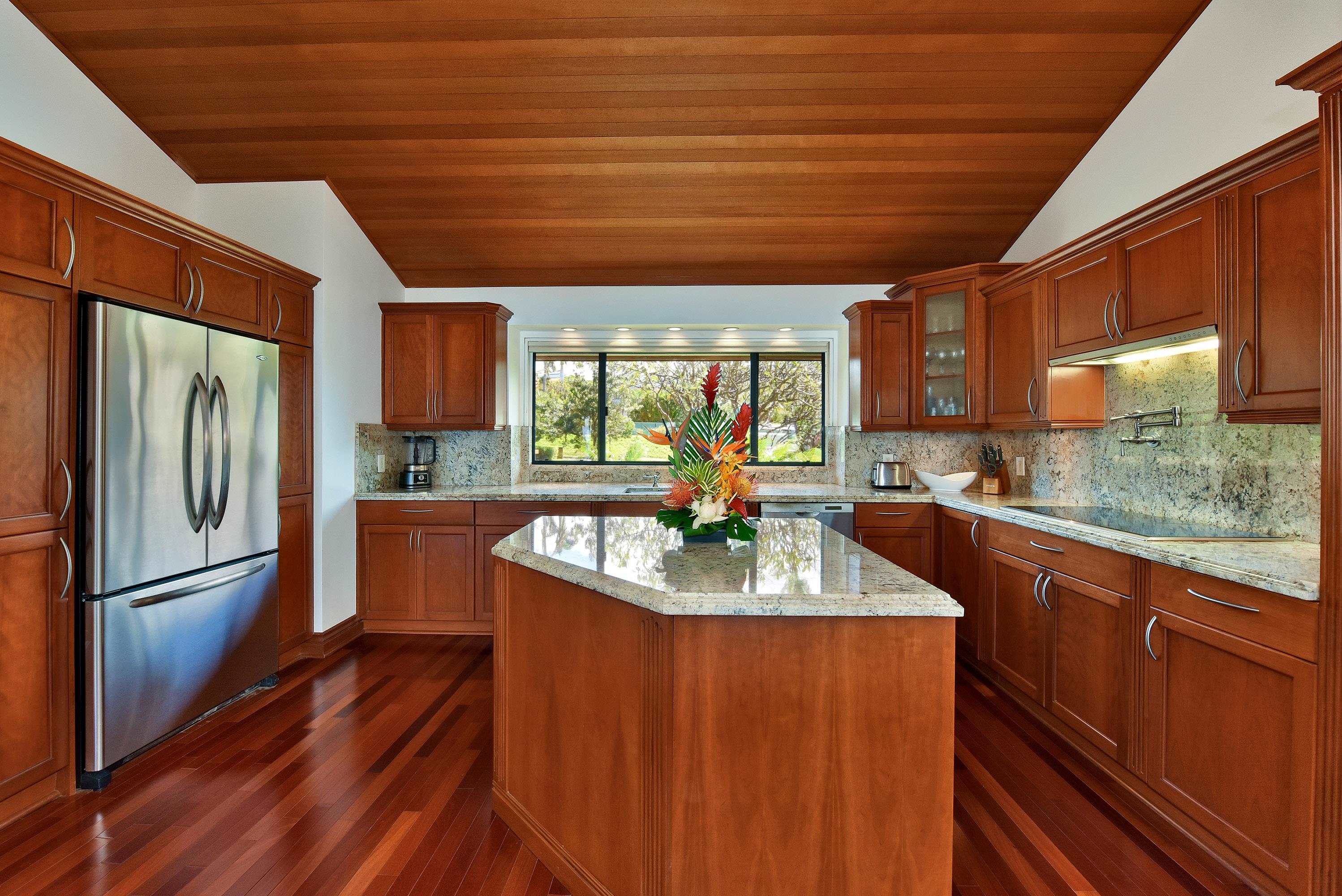 50 Puu Anoano St Property Photo 6