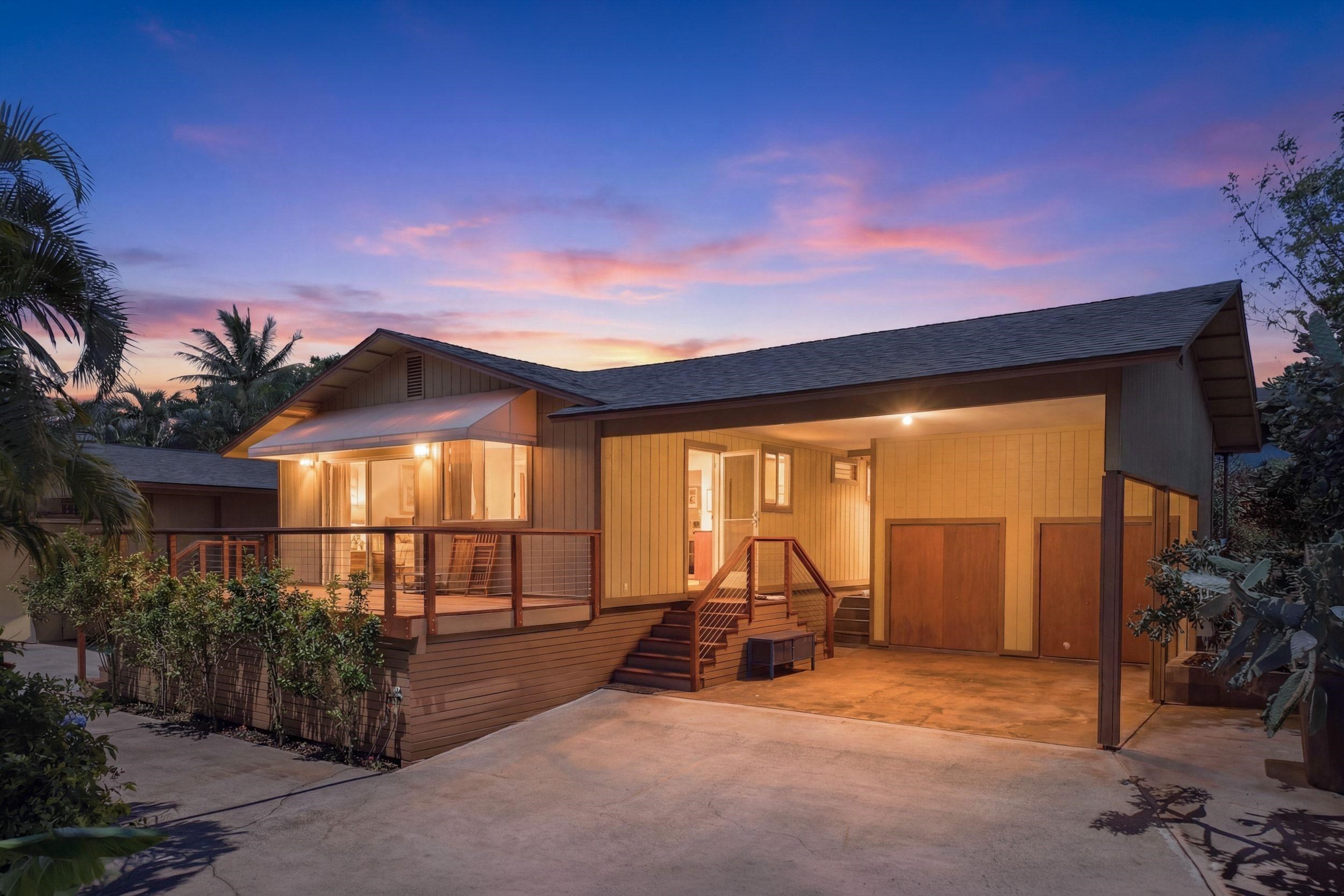 279 Olani Pl