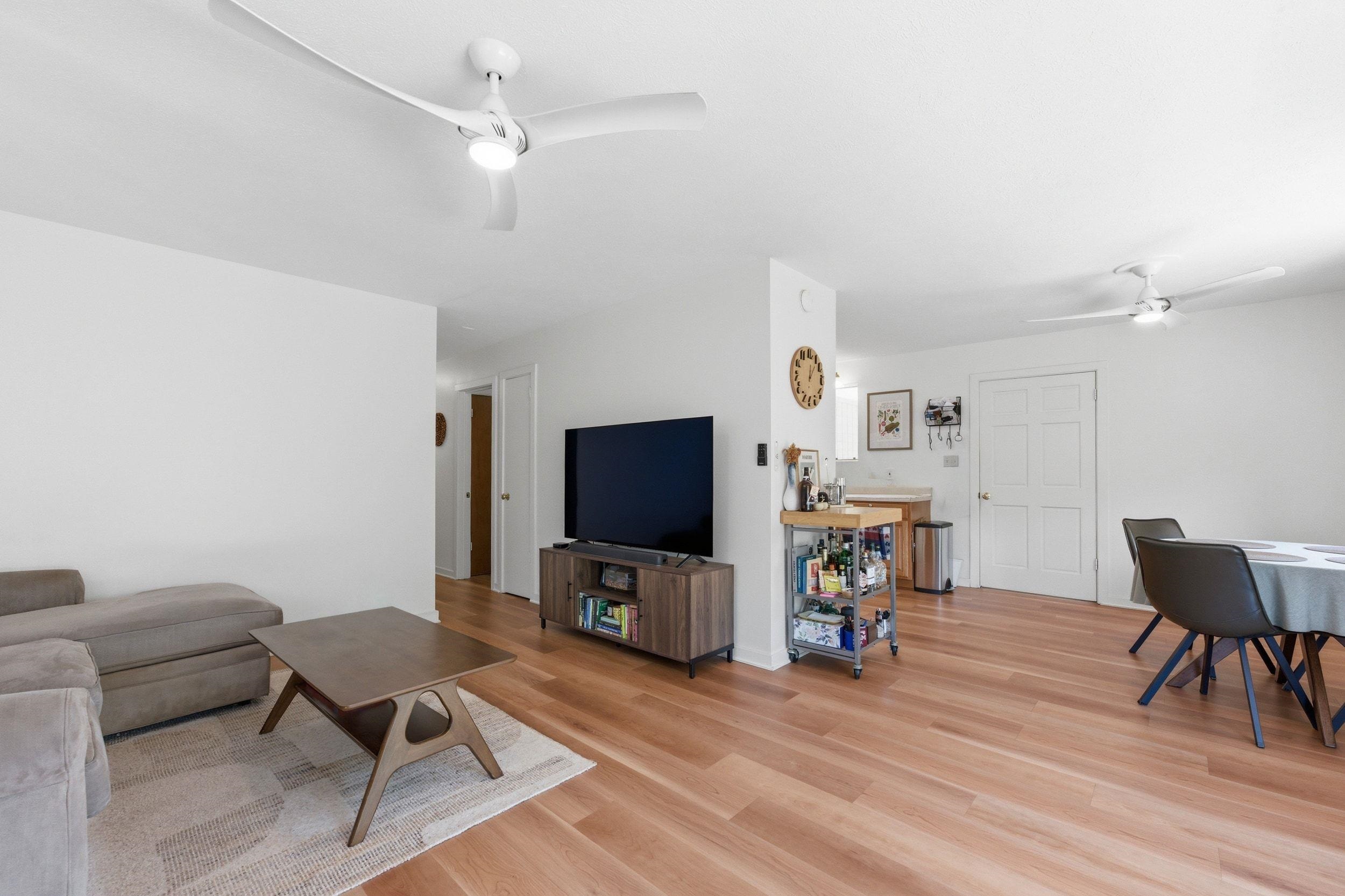 279 Olani Pl Property Photo 3