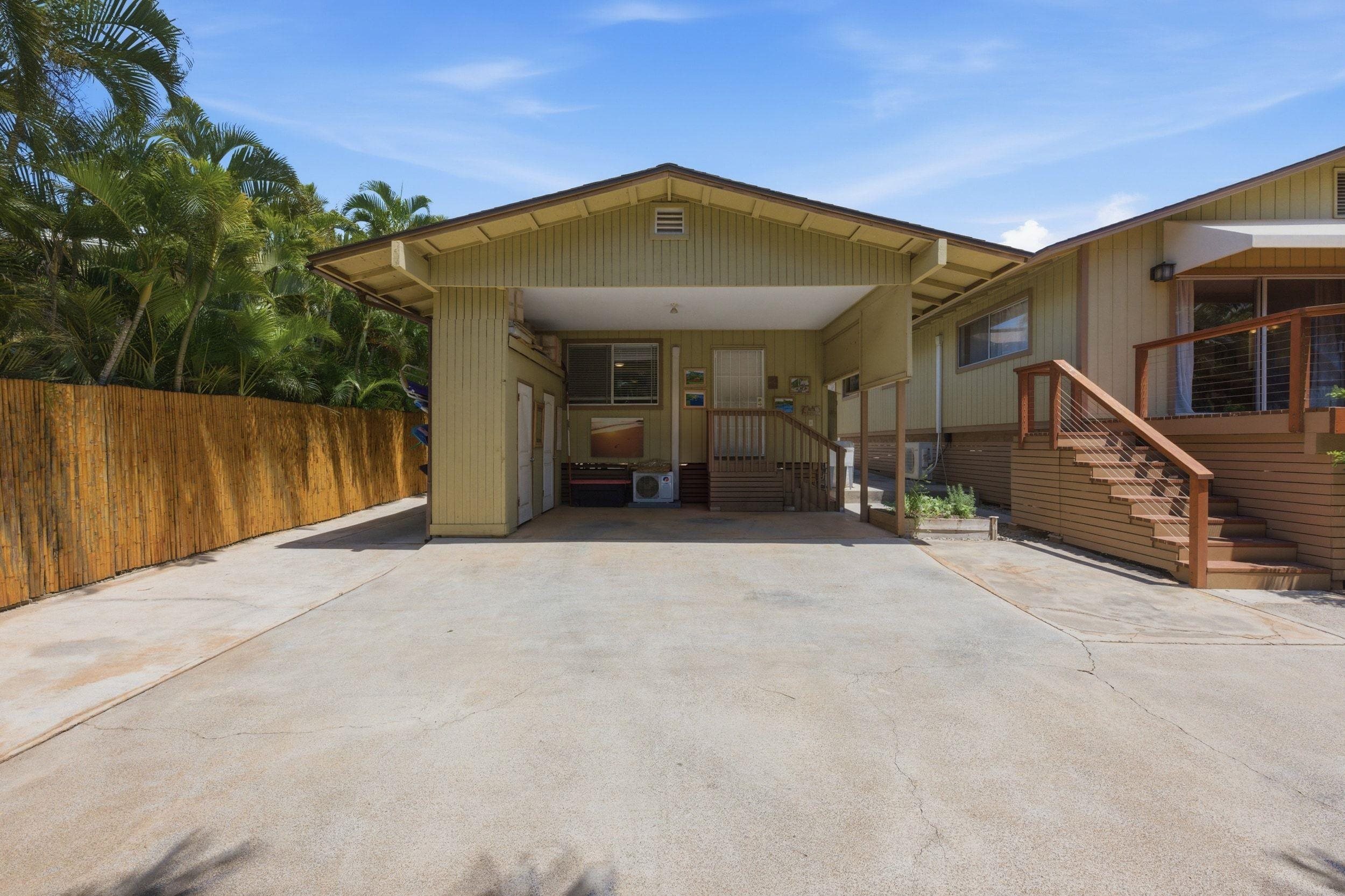 279 Olani Pl Property Photo 43