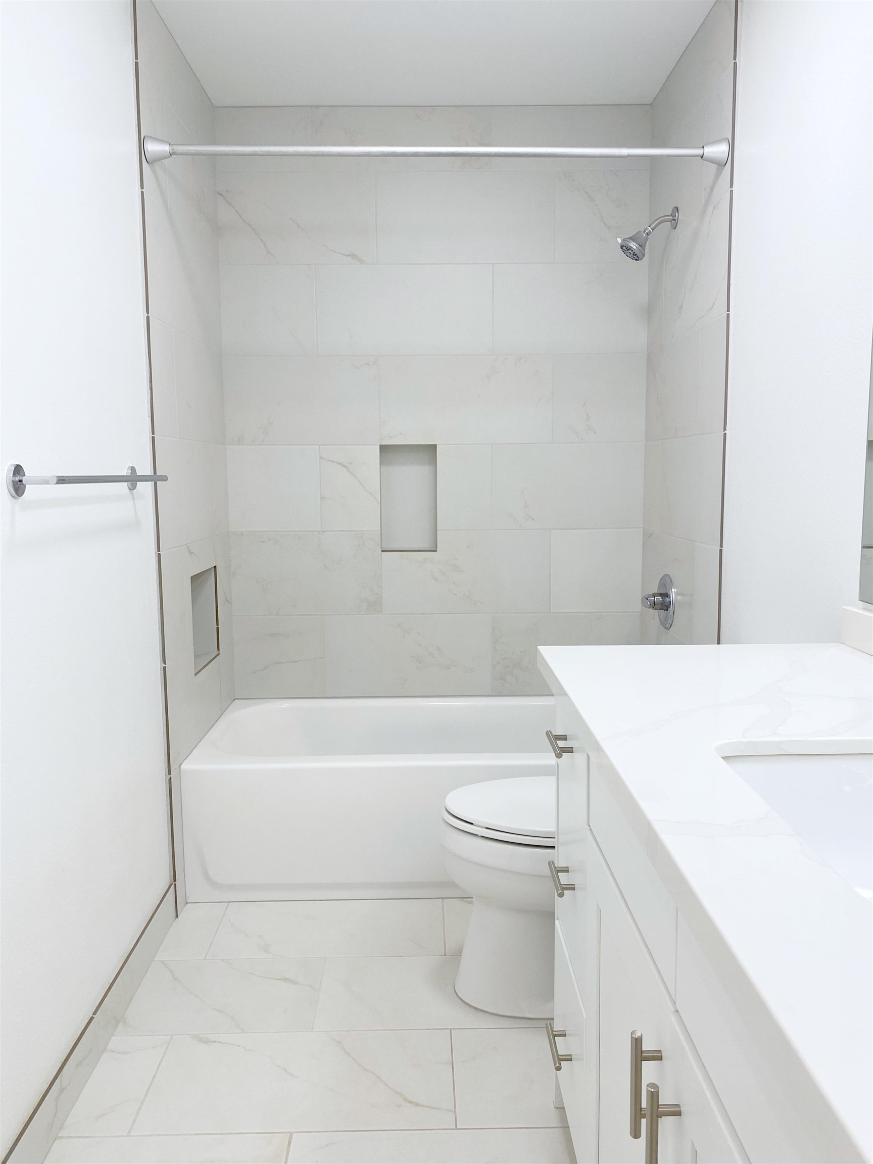442 Kenolio Rd Property Photo 14