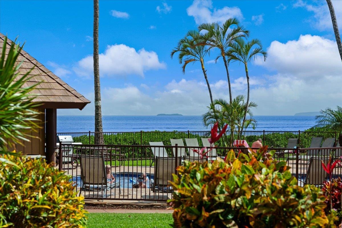 150 Hauoli St Property Photo 12