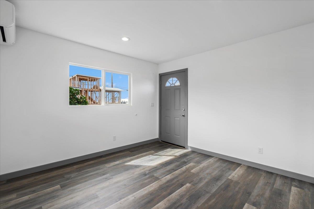310 Front St Property Photo 35