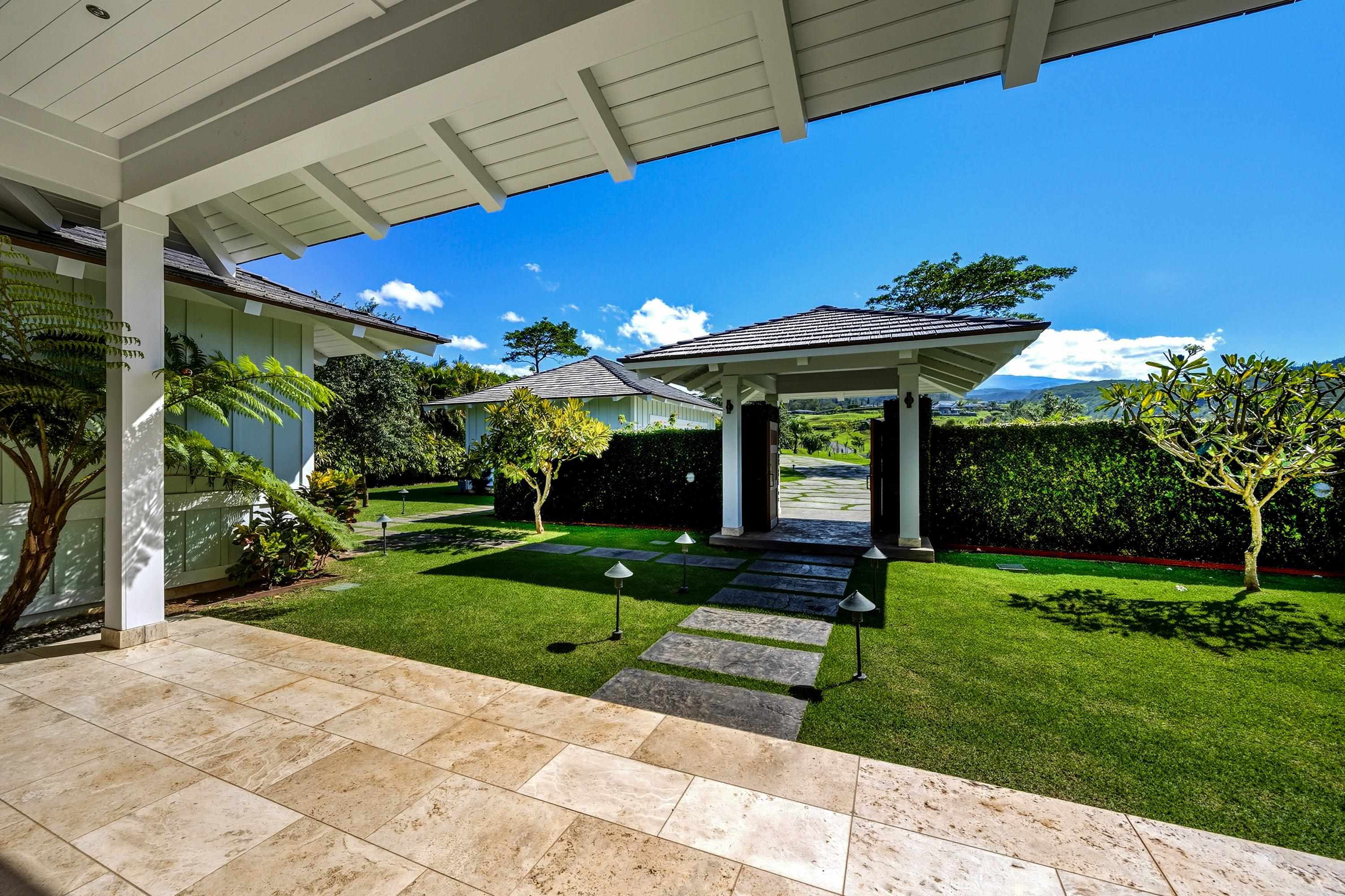 310 Mahana Ridge St Property Photo 47