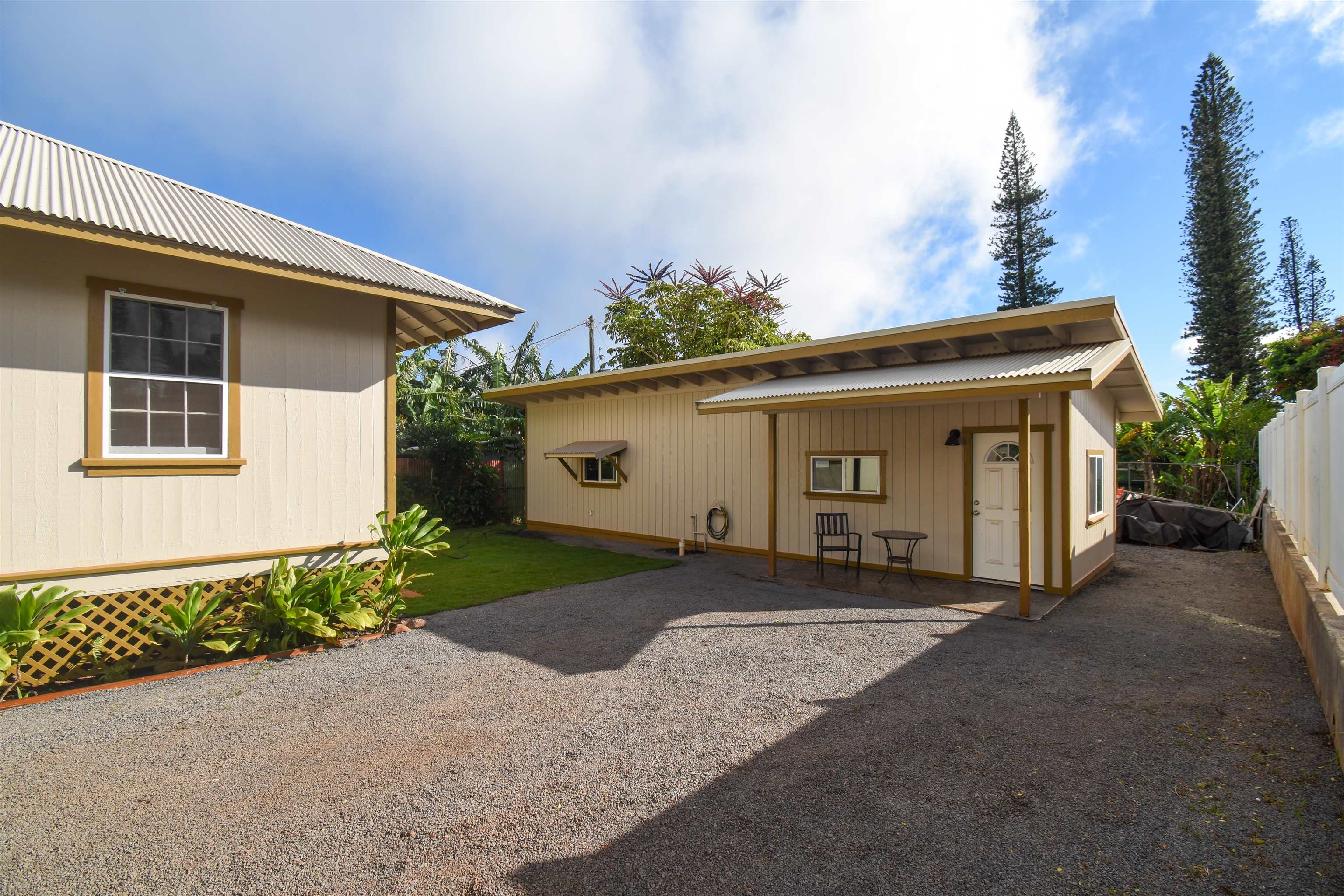 1203 Lanai Ave Property Photo 2