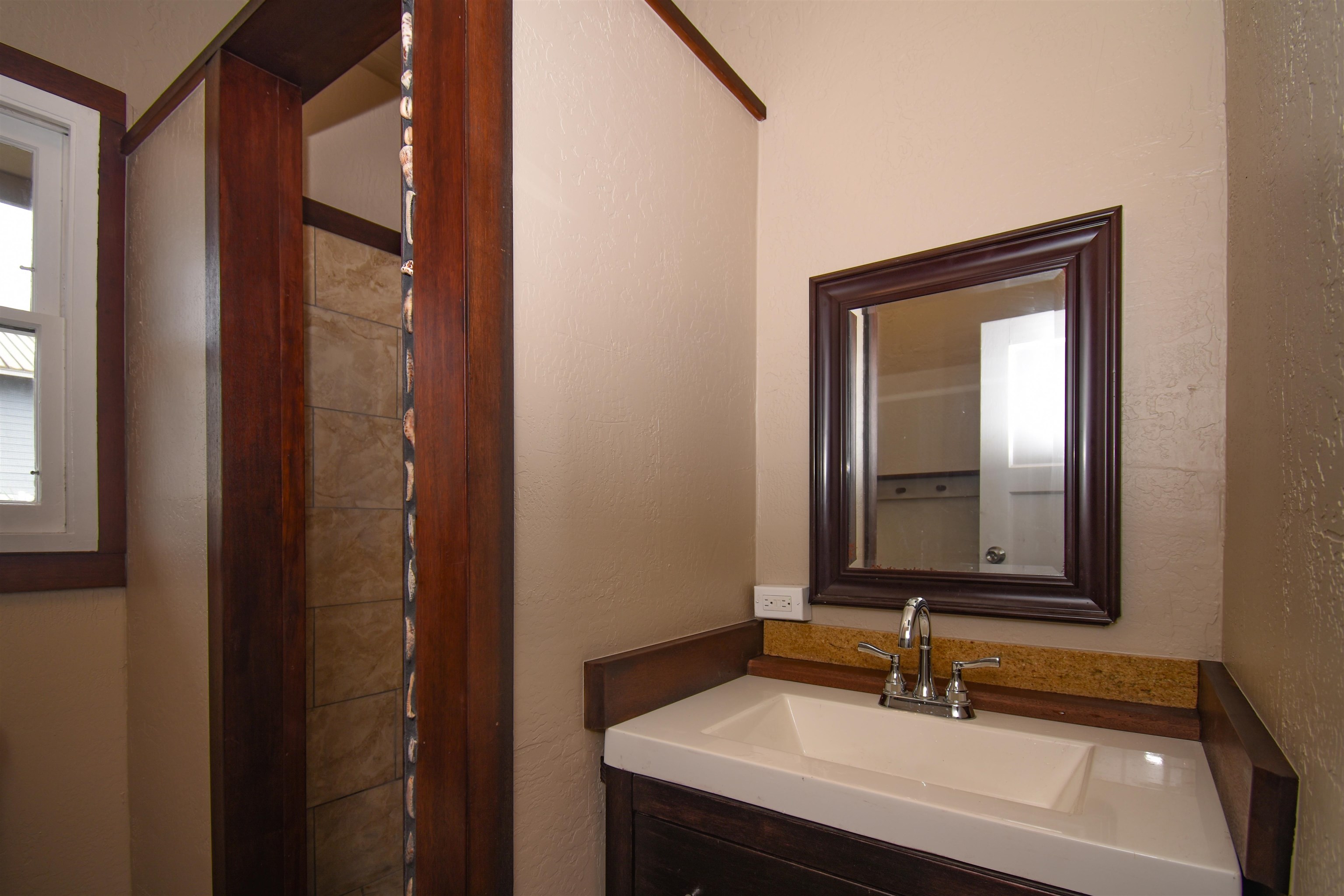 1203 Lanai Ave Property Photo 7