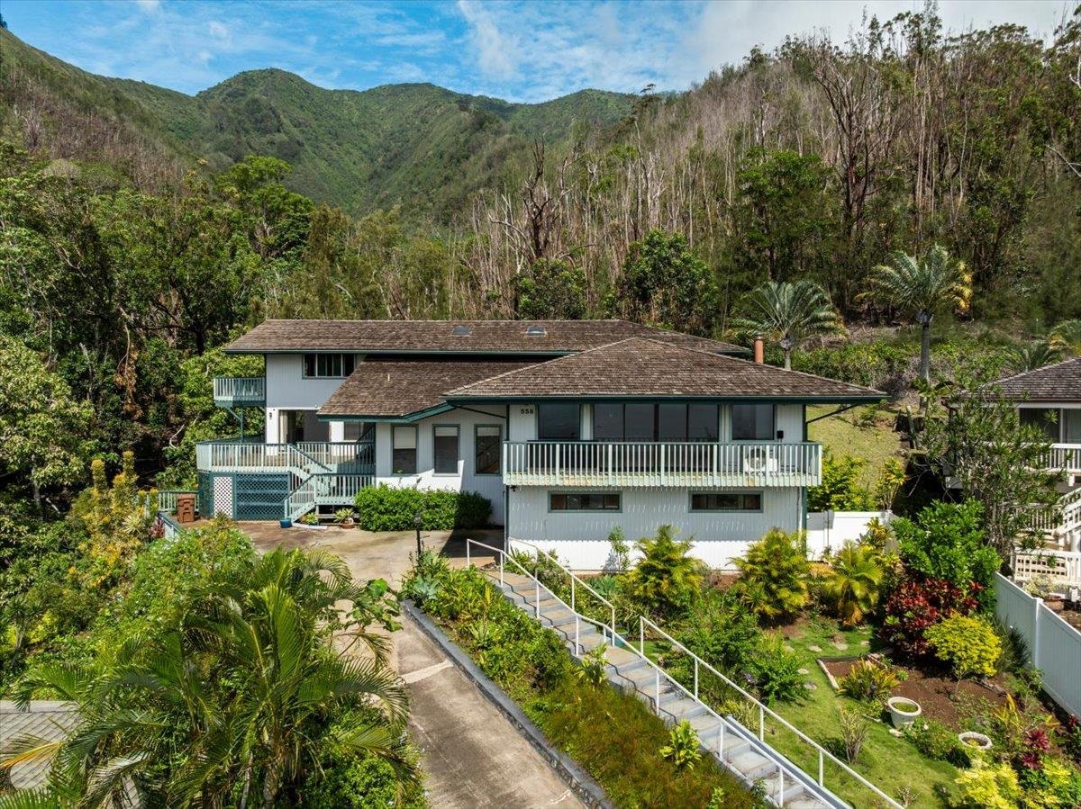558 Polulani Dr