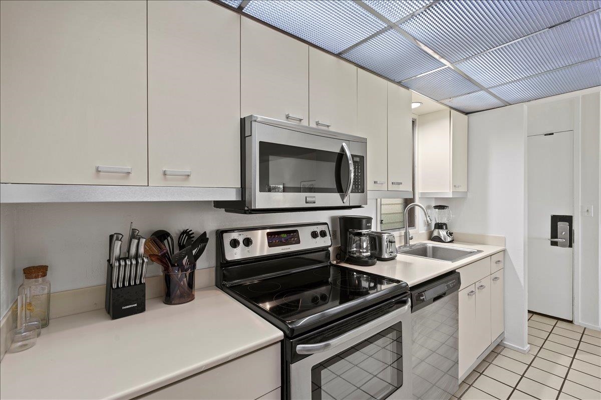 2661 Kekaa Dr Property Photo 11