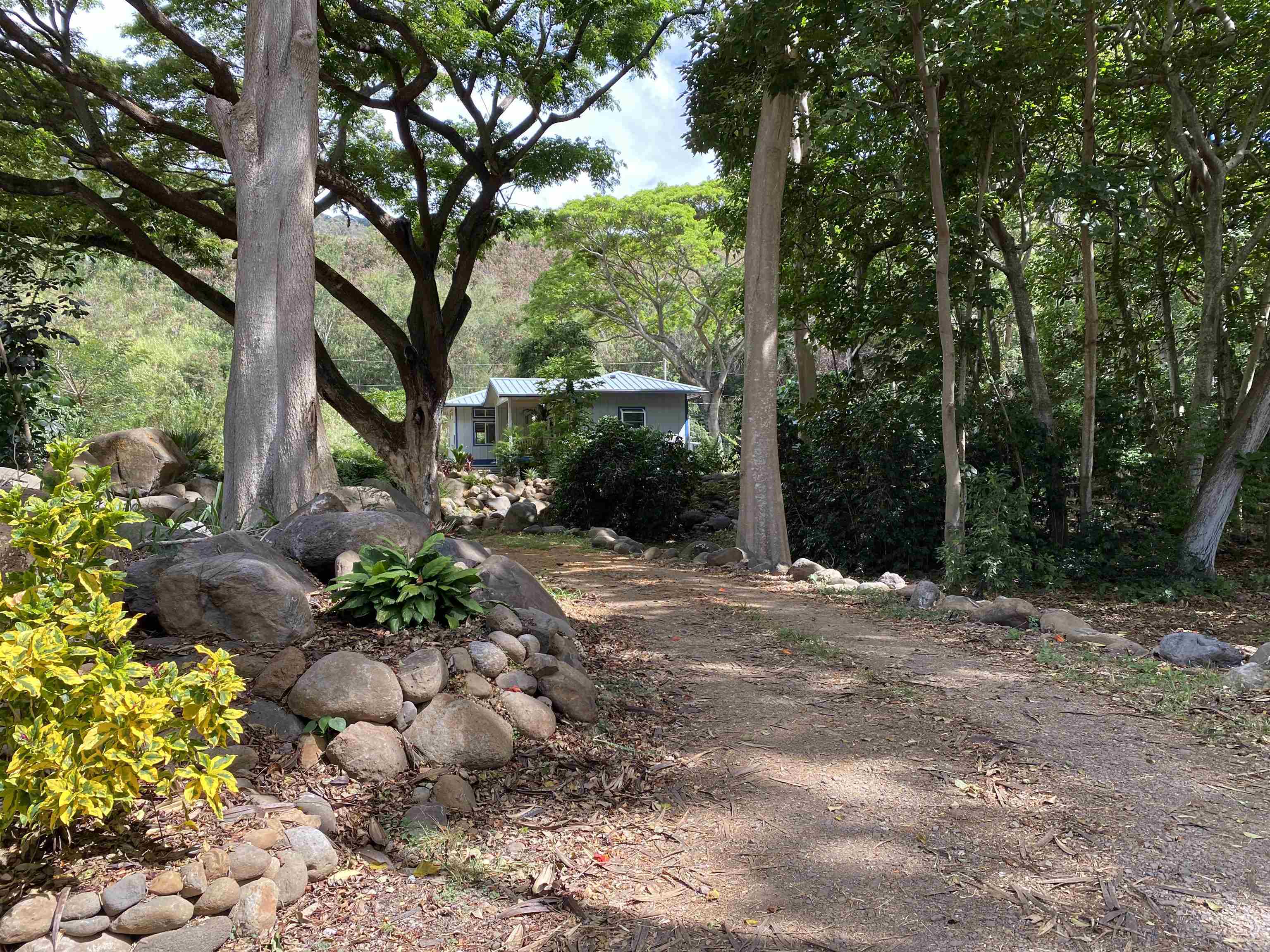 2559 Mokuhau Rd Property Photo 2