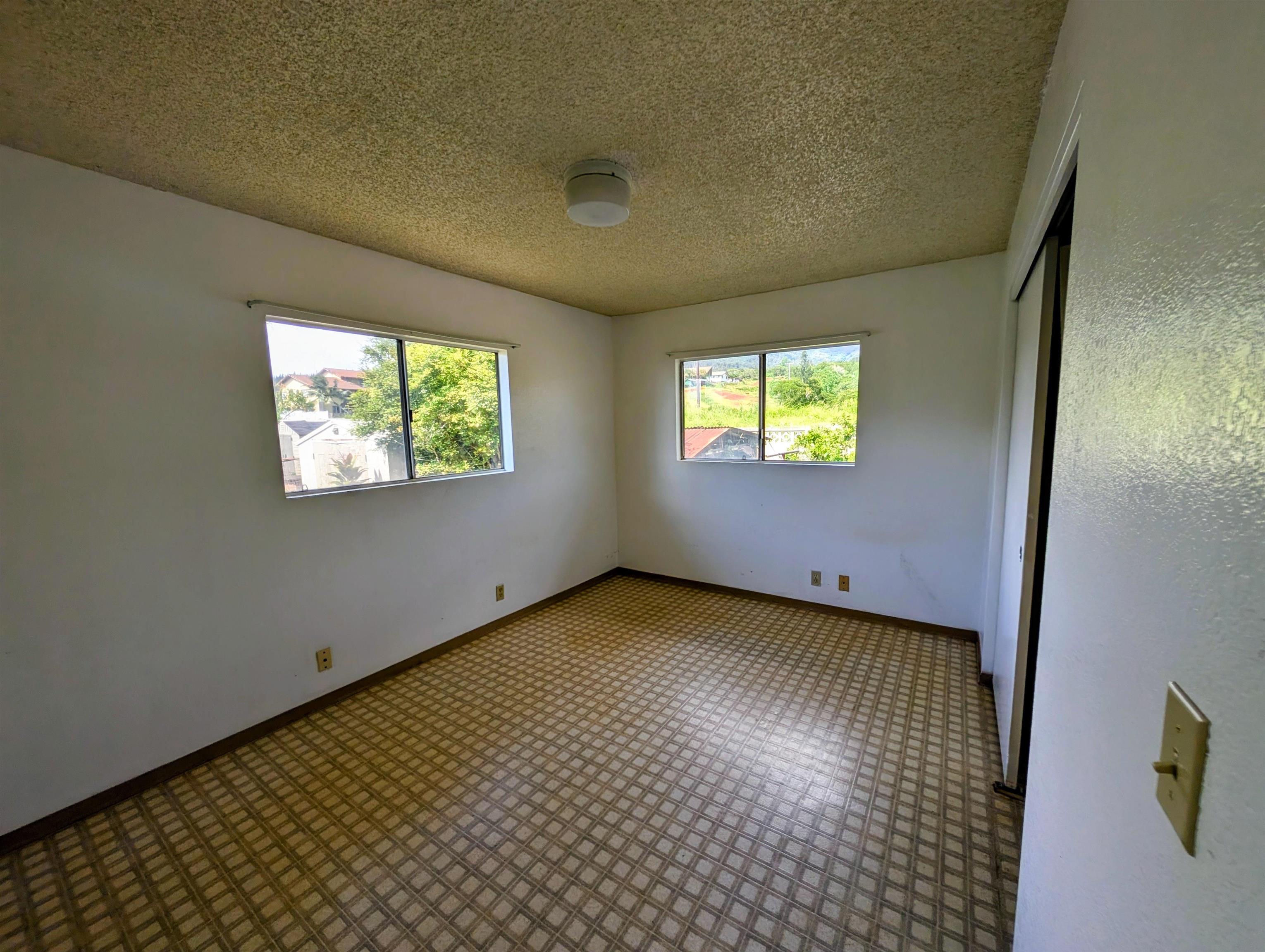 1503 Pakali St Property Photo 6