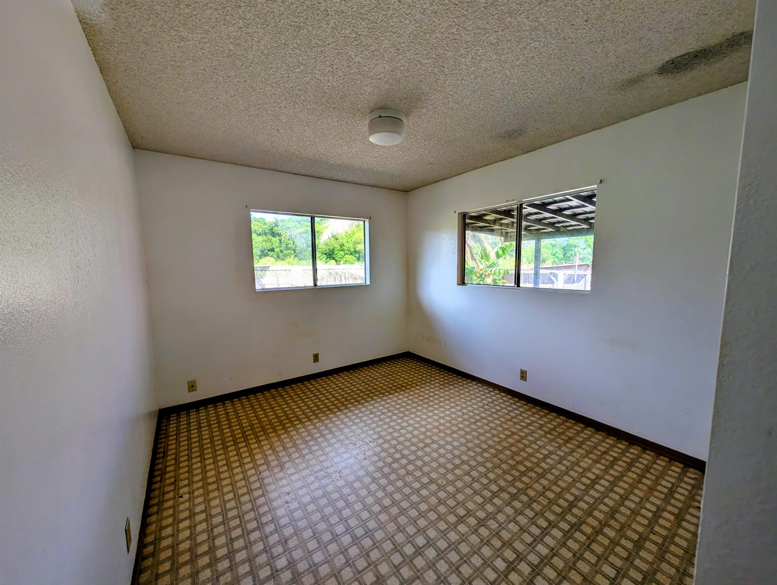 1503 Pakali St Property Photo 7