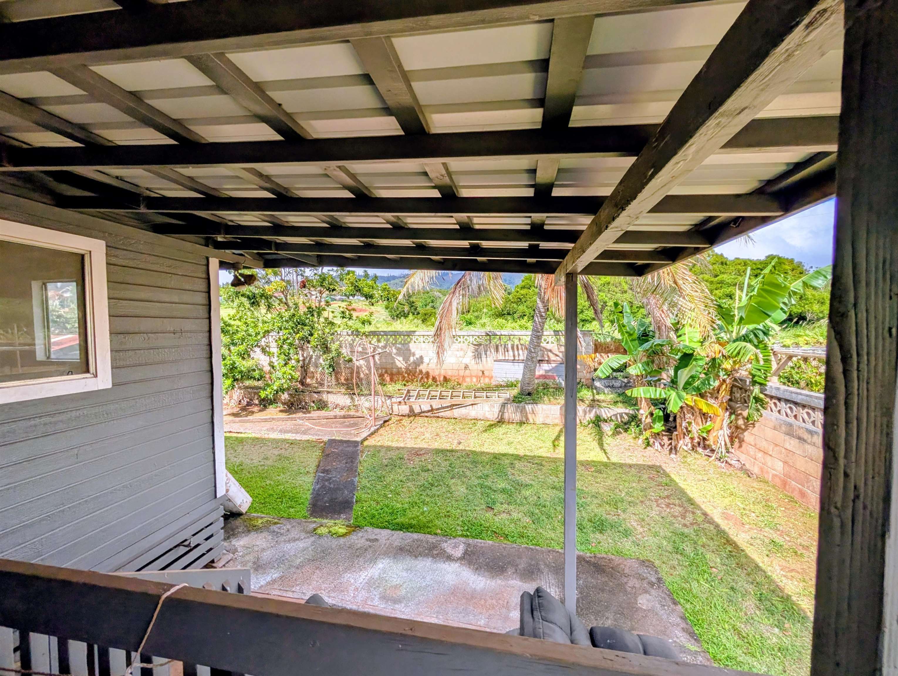 1503 Pakali St Property Photo 9