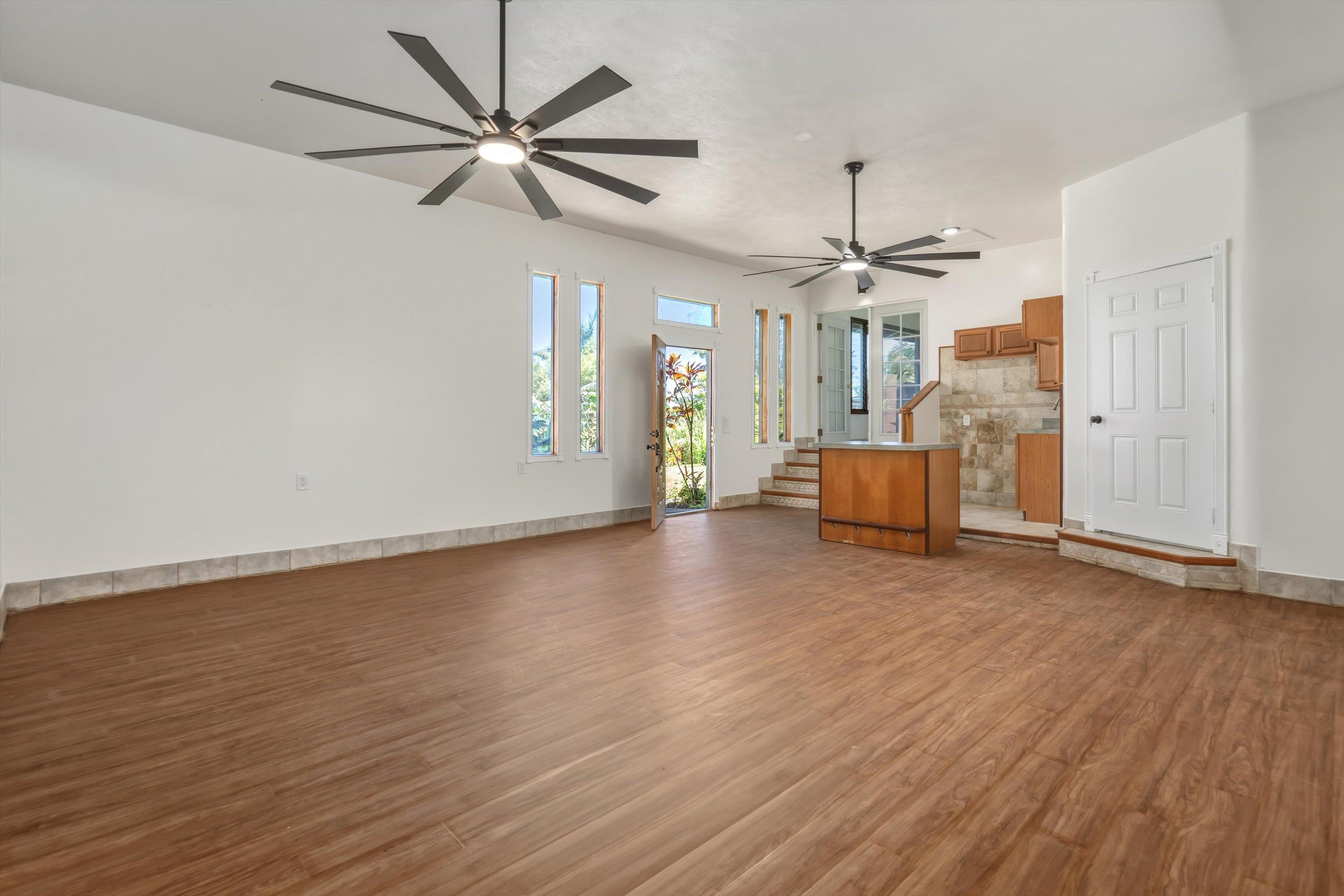145 S Holokai Rd Property Photo 5