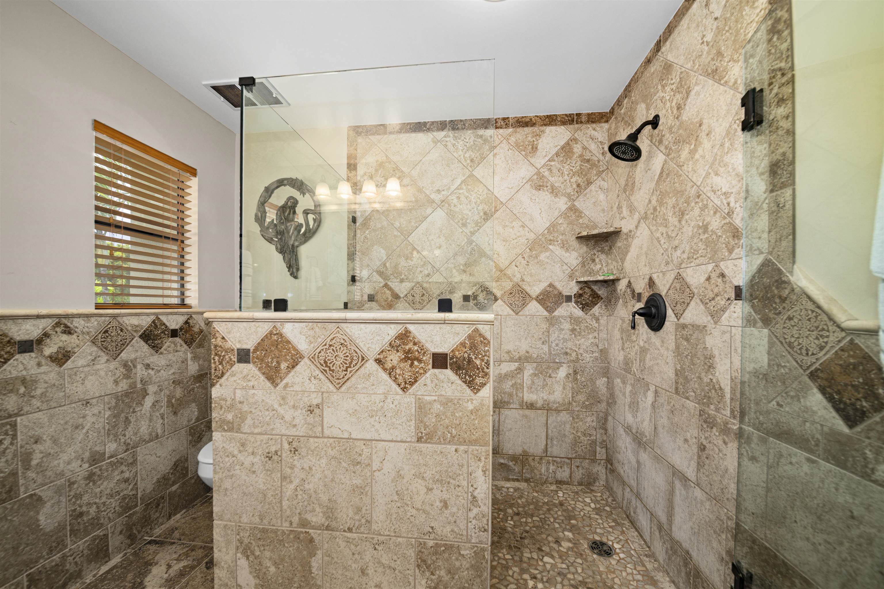 500 Kapalua Dr Property Photo 19