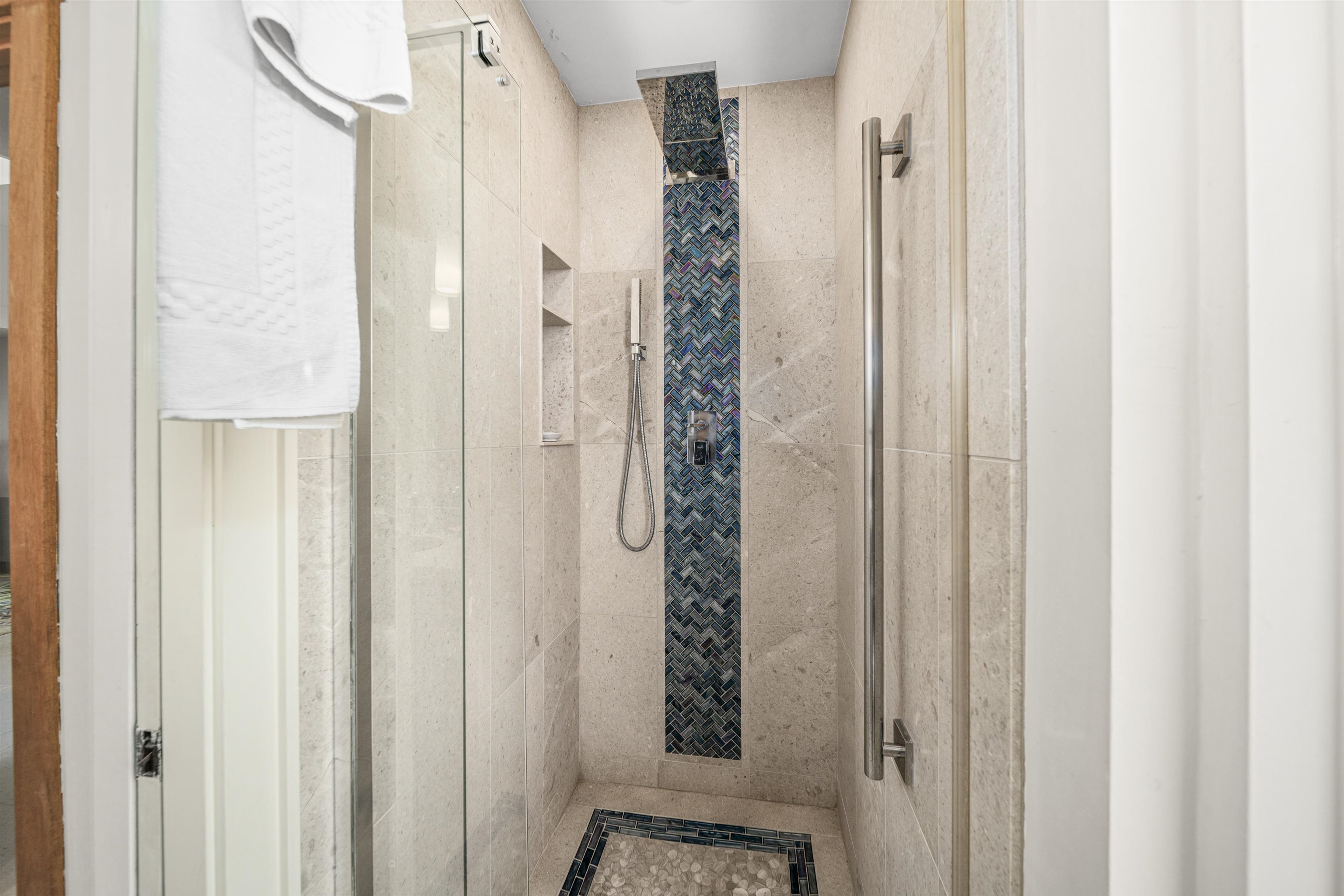 500 Bay Dr Property Photo 23